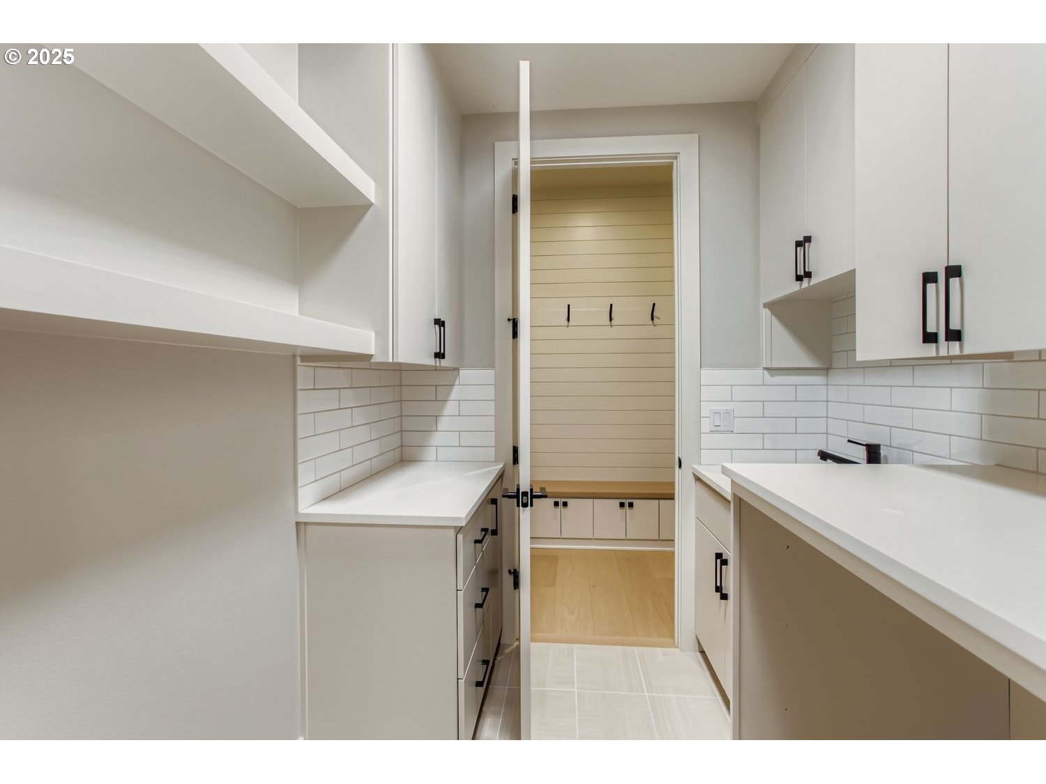 Portland, Oregon, 97229, United States, 5 Bedrooms Bedrooms, ,4 BathroomsBathrooms,Residential,For Sale,1982334