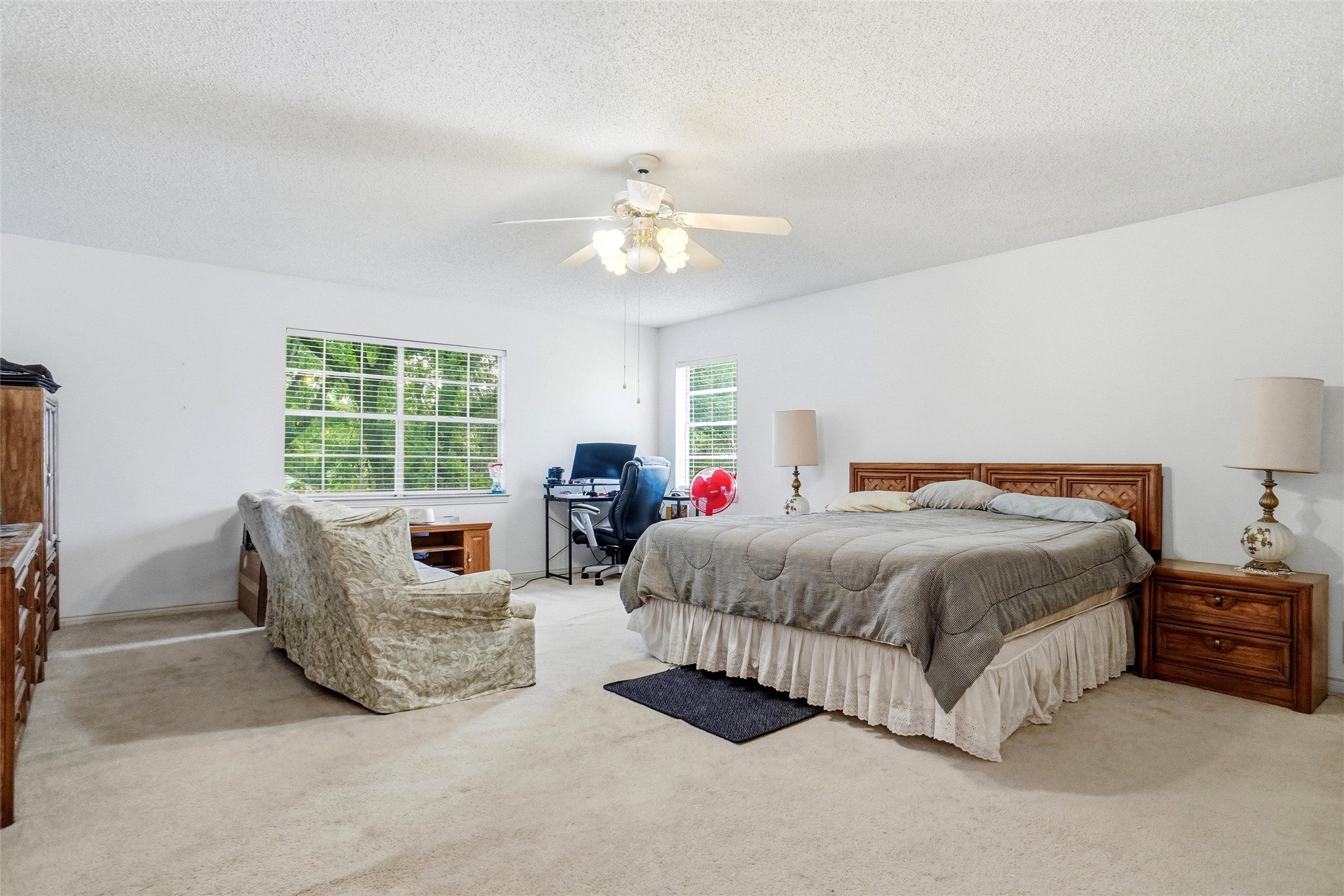 Grapevine, Texas, 76051, United States, 3 Bedrooms Bedrooms, ,2 BathroomsBathrooms,Residential,For Sale,2048071