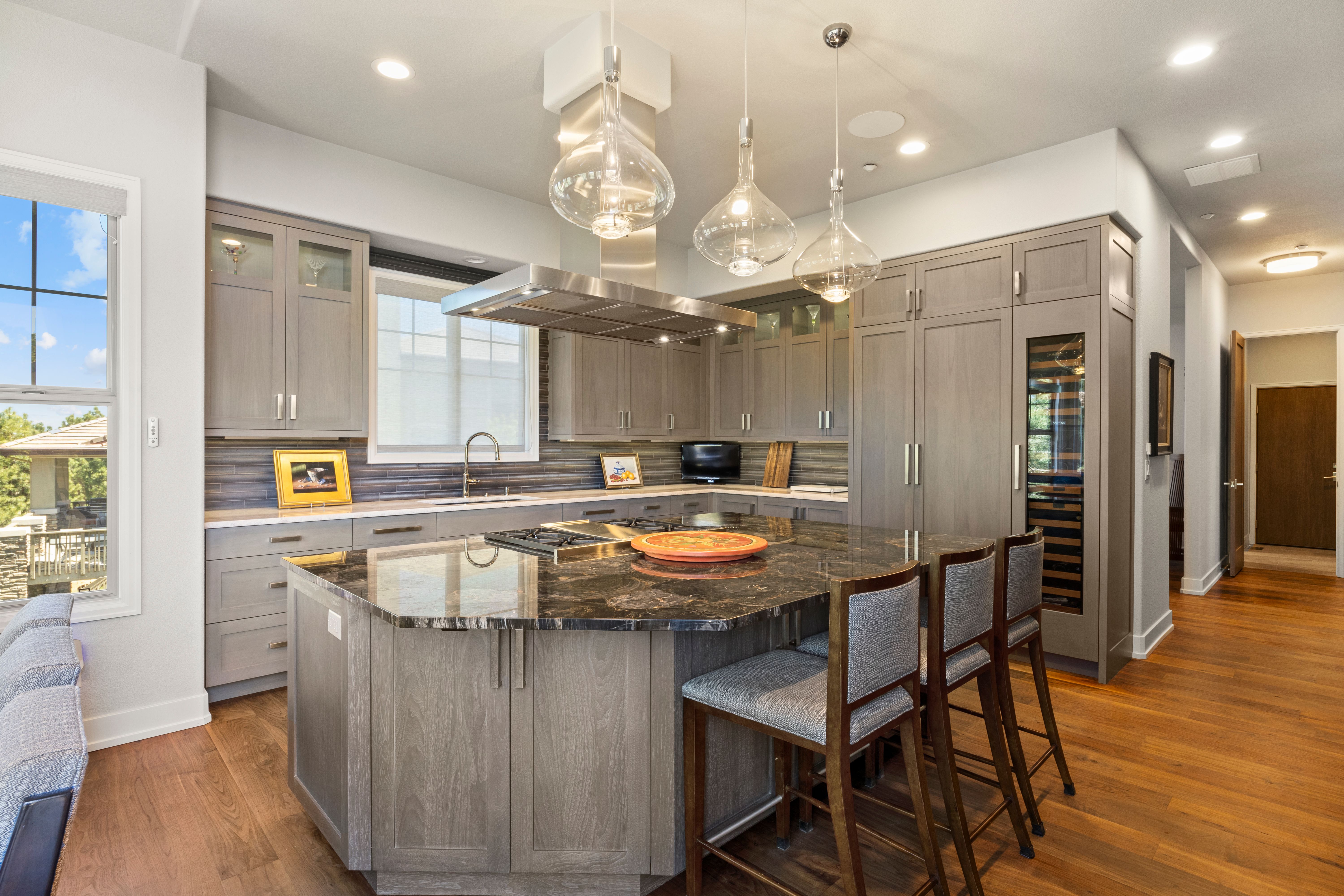  Completely reimagined and meticulously updated - 物件實景