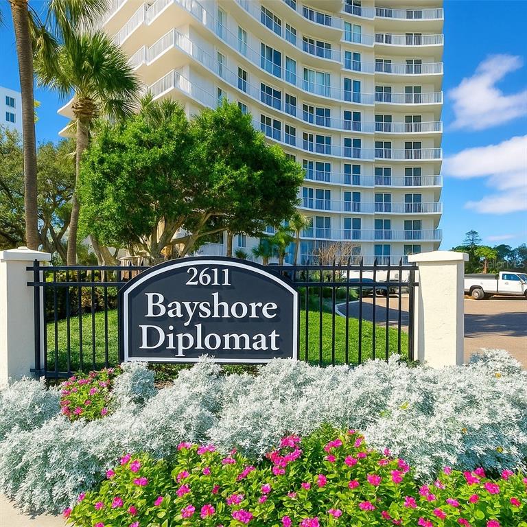 Tampa, Florida, 33629, United States, 2 Bedrooms Bedrooms, ,2 BathroomsBathrooms,Residential,For Sale,1993364