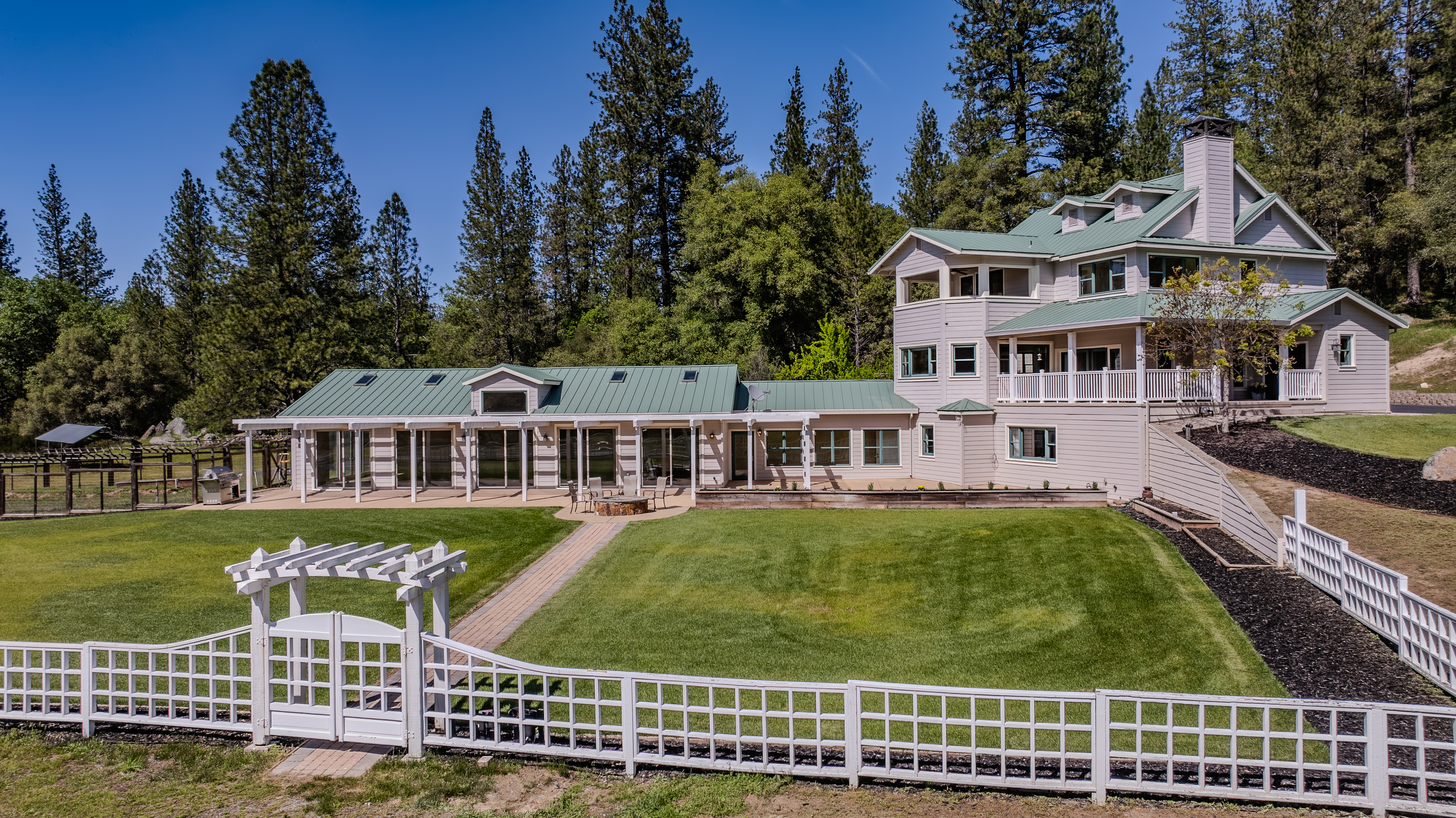  40 Acres - Fully Wheelchair Accessible - Indoor Pool - 物件實景