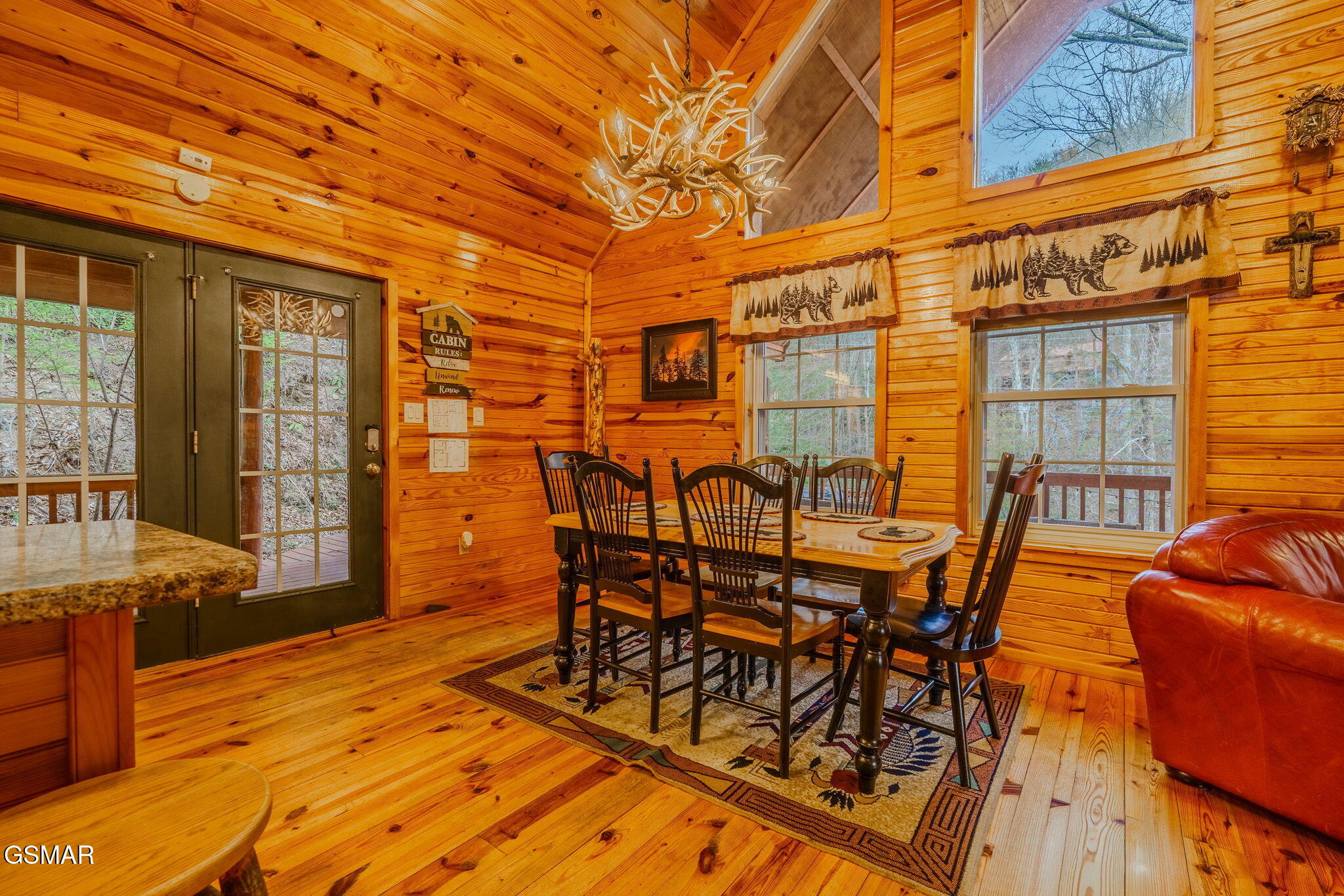 Sevierville, Tennessee, 37862, United States, 3 Bedrooms Bedrooms, ,3 BathroomsBathrooms,Residential,For Sale,2031500