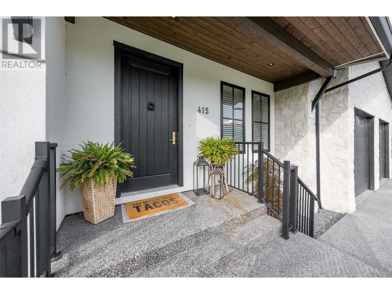 KELOWNA, British Columbia, V1W 4L1, CA, 4 Bedrooms Bedrooms, ,4 BathroomsBathrooms,Residential,For Sale,1838056