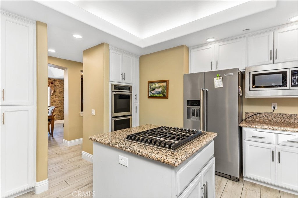 Redlands, California, 92373, United States, 5 Bedrooms Bedrooms, ,4 BathroomsBathrooms,Residential,For Sale,1992456