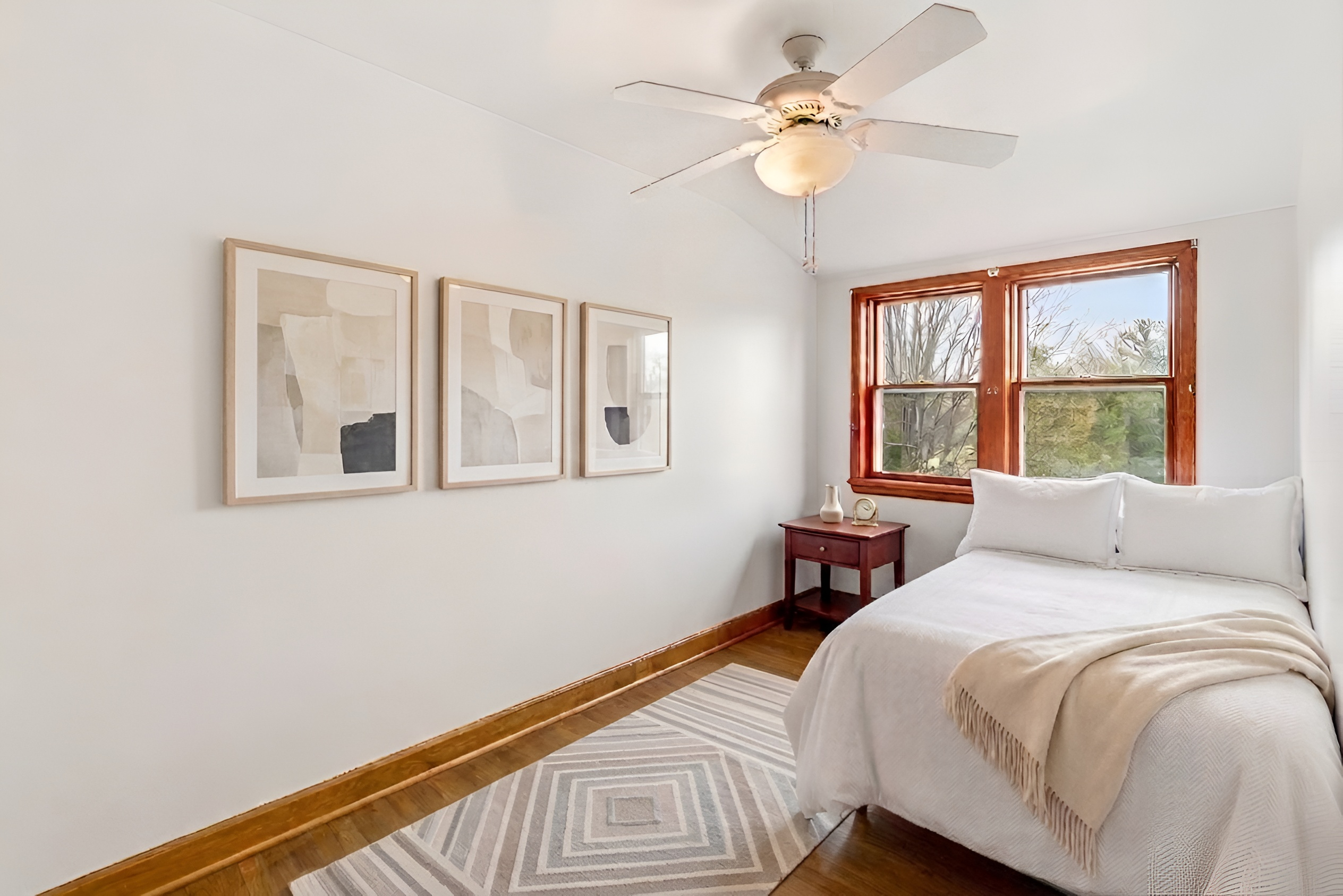  Timeless Residence in Elm Grove - 物件實景