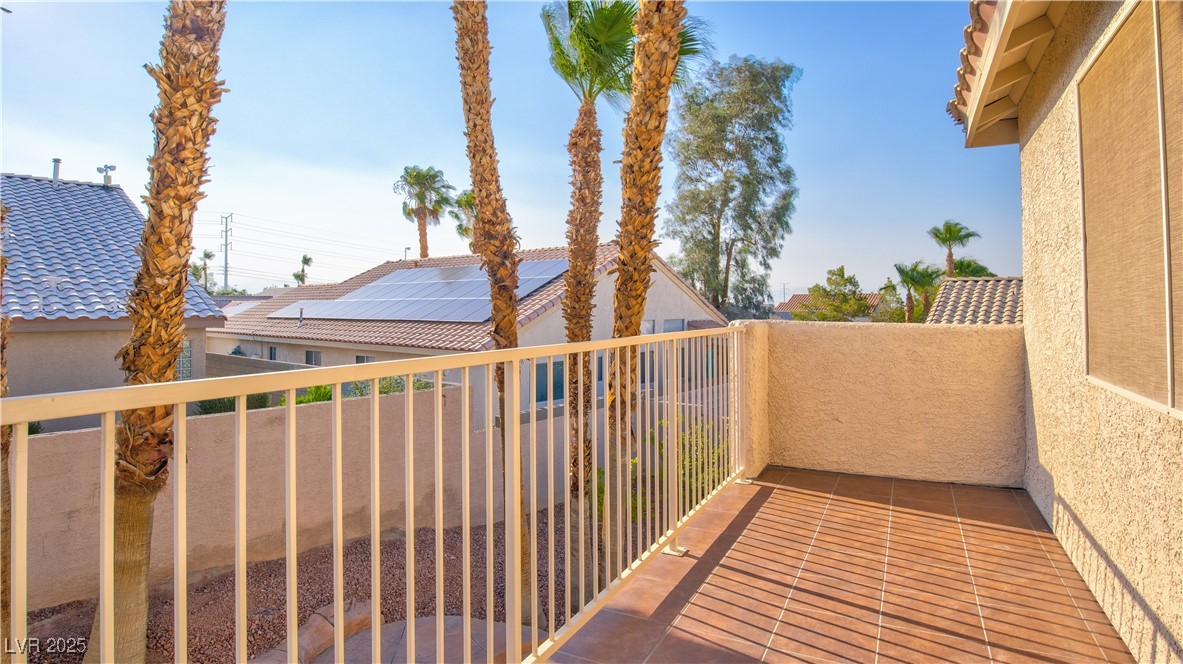 Henderson, Nevada, 89074, United States, 5 Bedrooms Bedrooms, ,2 BathroomsBathrooms,Residential,For Sale,2003072