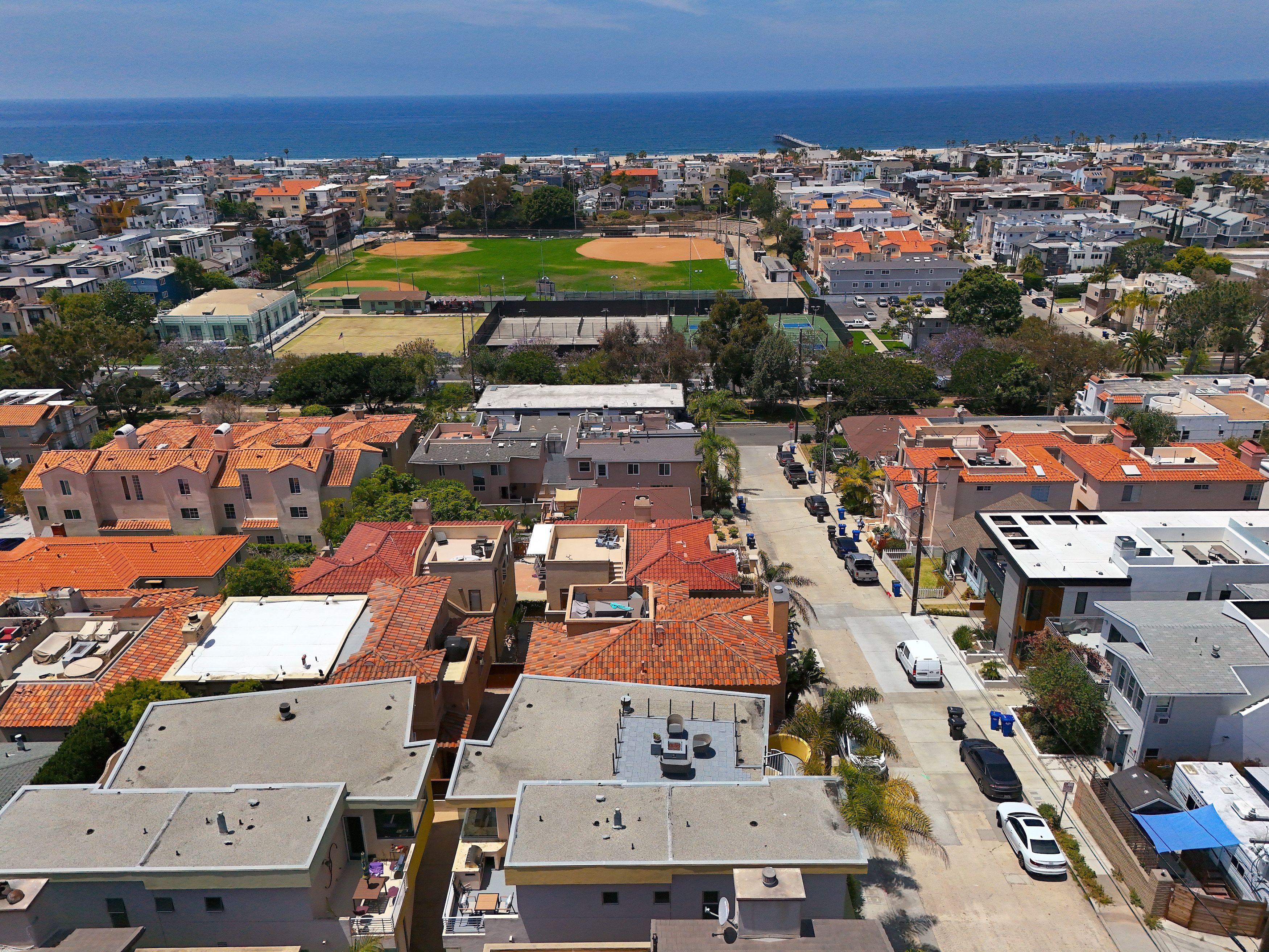  702 10th Street, Hermosa Beach, CA 90254 - 物件實景