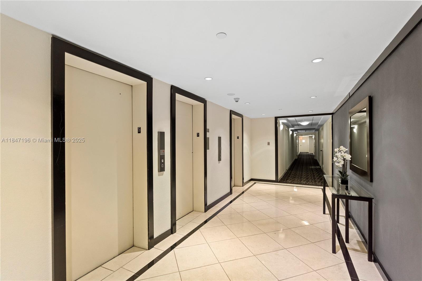 Miami, Florida, 33129, United States, 2 Bedrooms Bedrooms, ,2 BathroomsBathrooms,Residential,For Sale,1900950