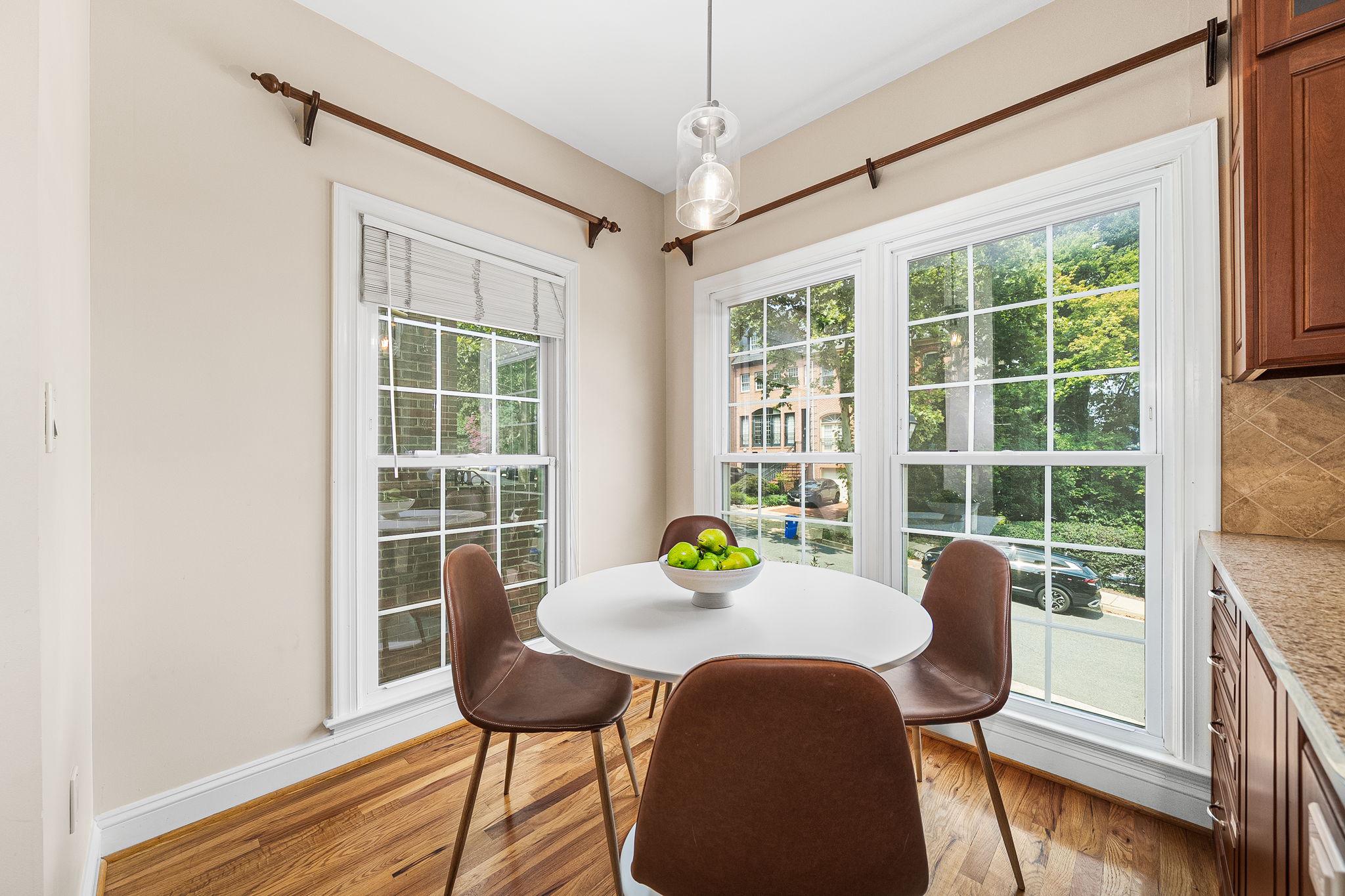  1588 N Colonial Terrace, Arlington, VA, 22209 - 物件實景