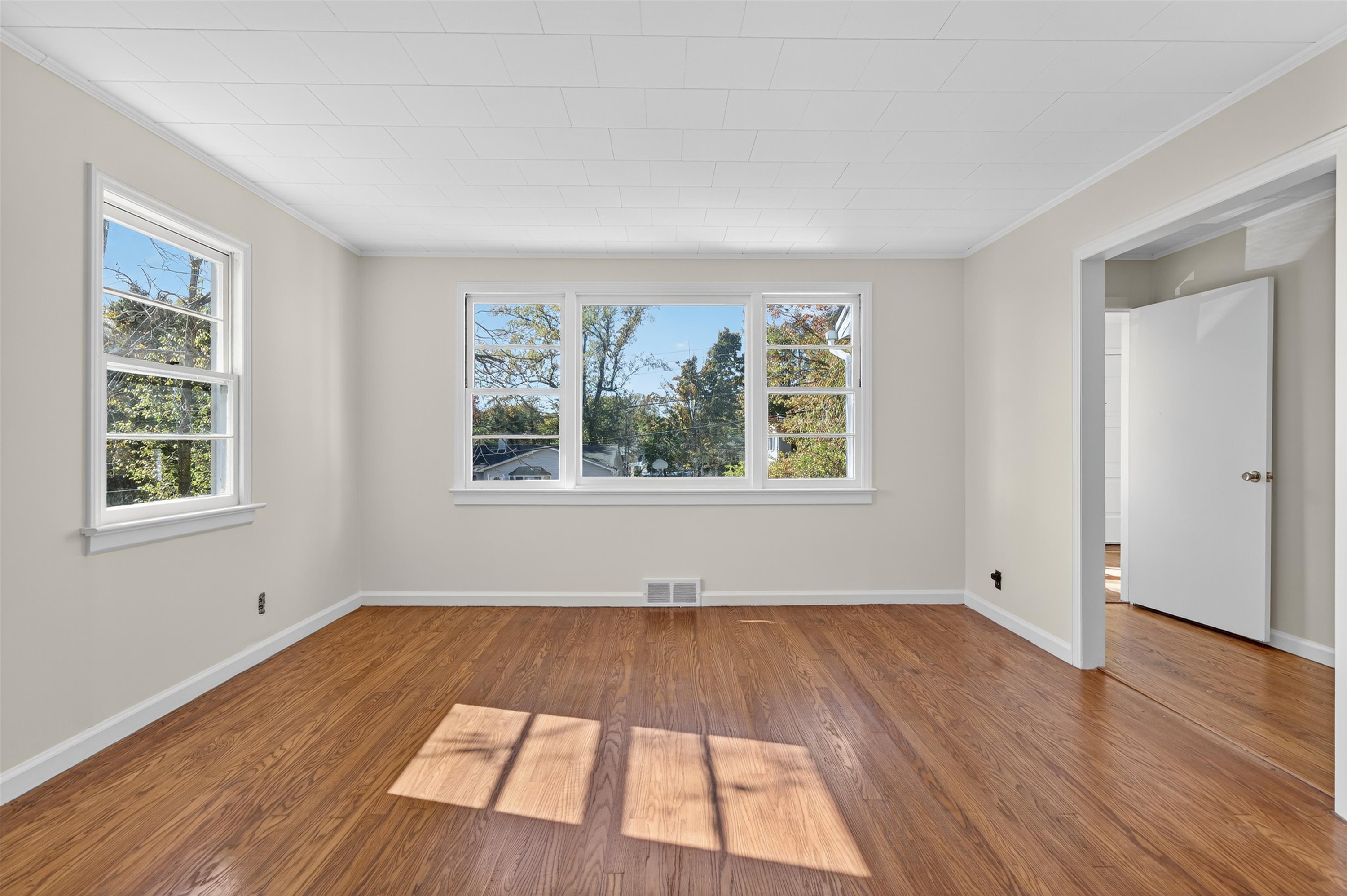 Monroe, New York, 10950, United States, 3 Bedrooms Bedrooms, ,2 BathroomsBathrooms,Residential,For Sale,1983456