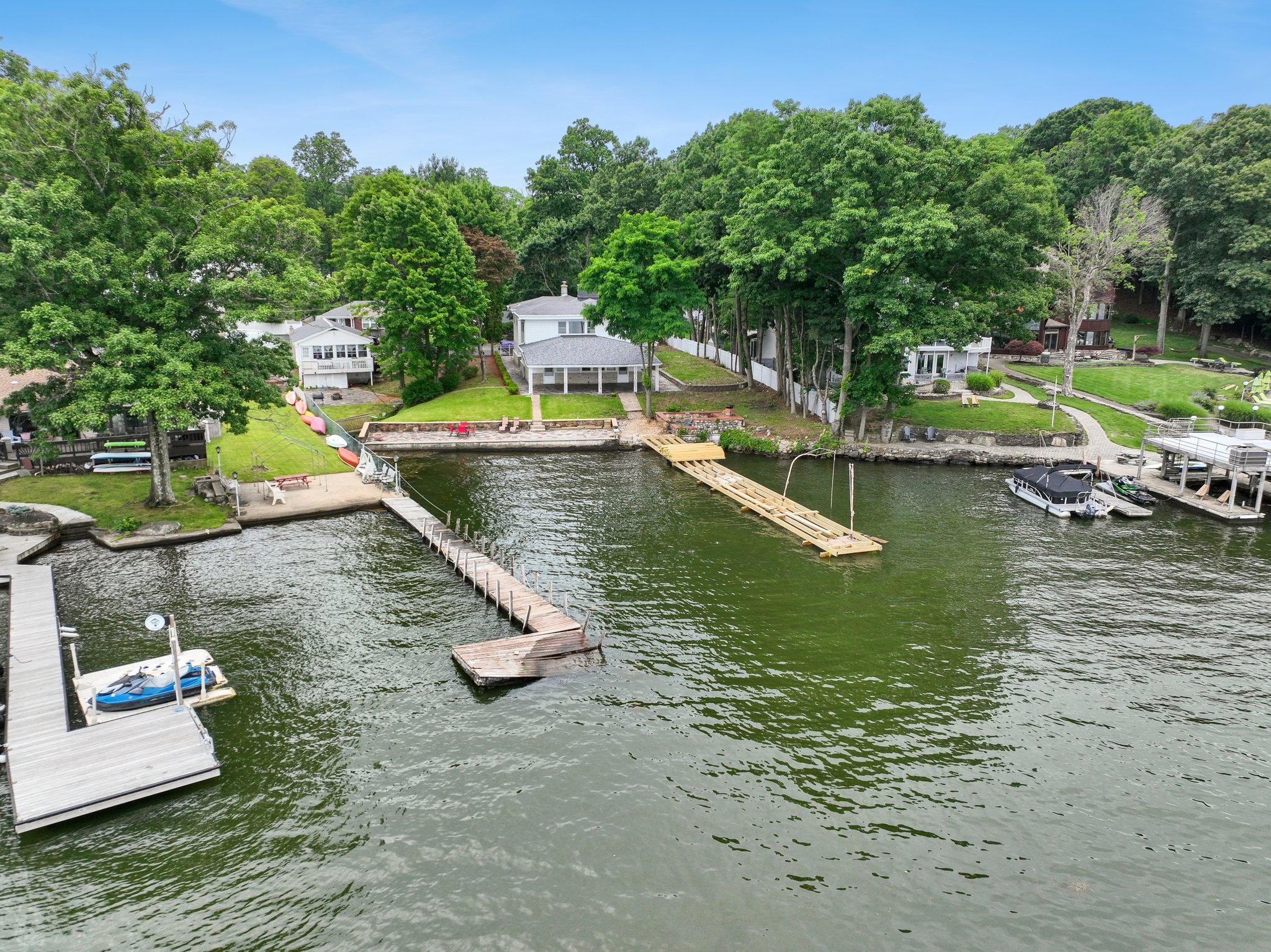  19 & 21 Lakeland Drive, Hopatcong, NJ 07843 - 物件實景