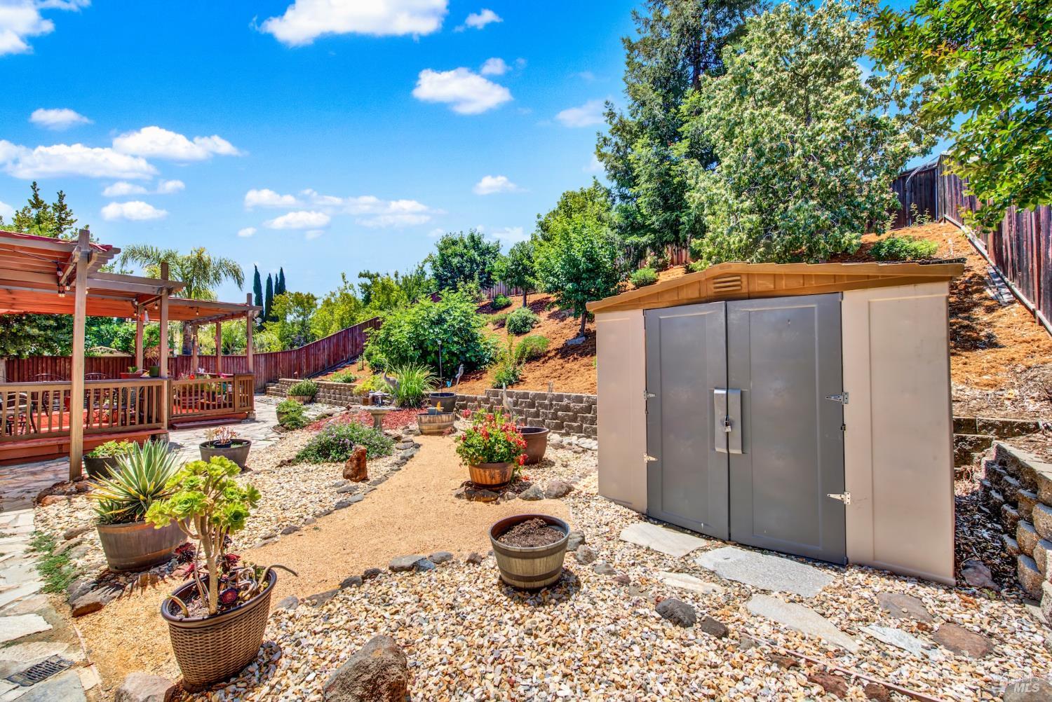 Fairfield, California, 94534, United States, 5 Bedrooms Bedrooms, ,4 BathroomsBathrooms,Residential,For Sale,1892919