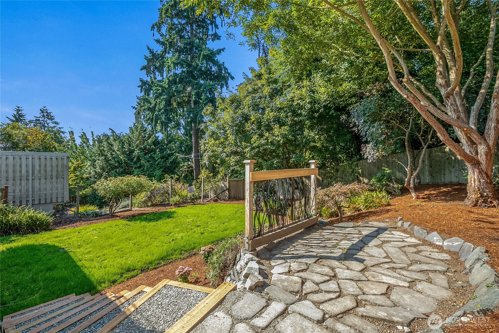 Seattle, Washington, 98116, United States, 3 Bedrooms Bedrooms, ,2 BathroomsBathrooms,Residential,For Sale,1977530