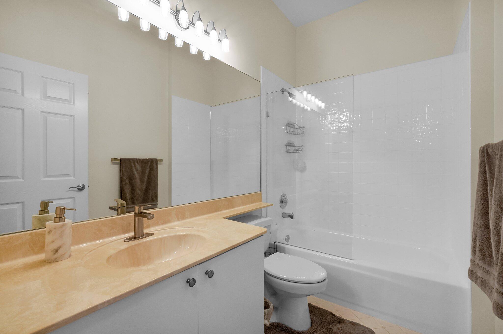 Boynton Beach, Florida, 33436, United States, 2 Bedrooms Bedrooms, ,2 BathroomsBathrooms,Residential,For Sale,1838733
