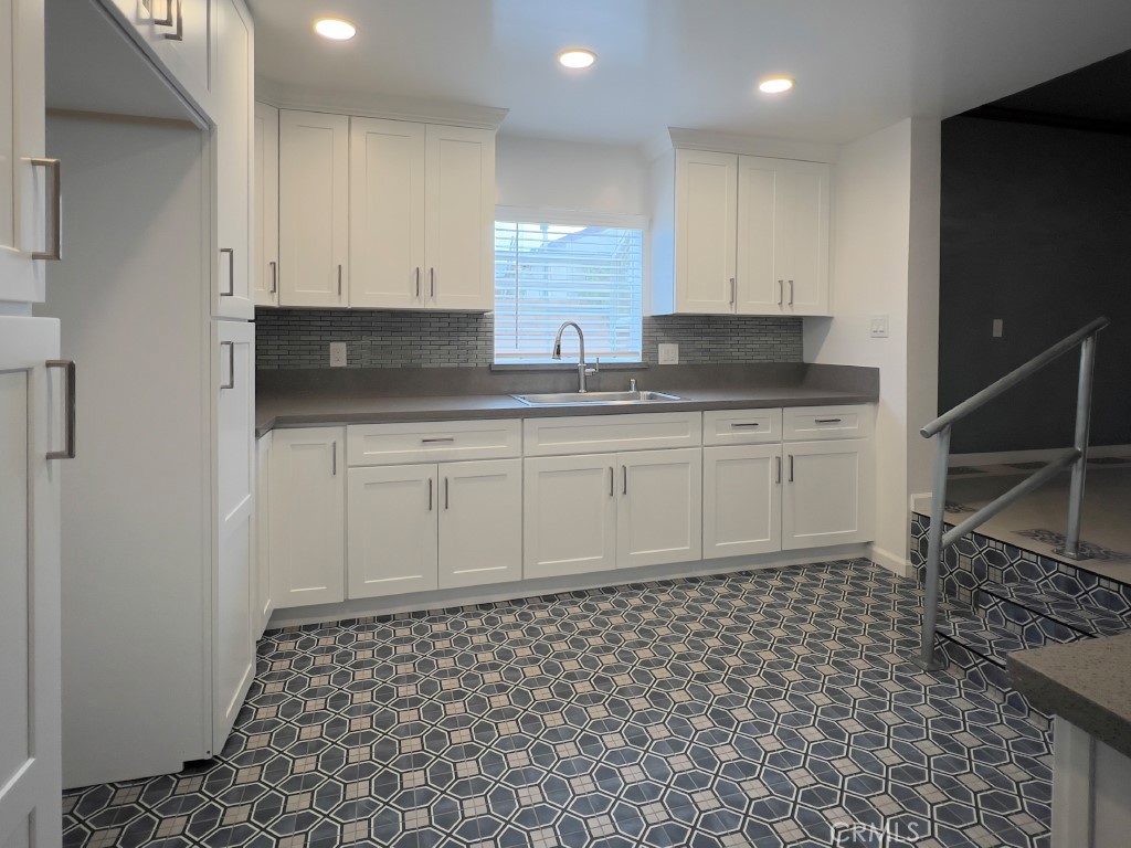Burbank, California, 91504, United States, 3 Bedrooms Bedrooms, ,Residential,For Sale,2010360