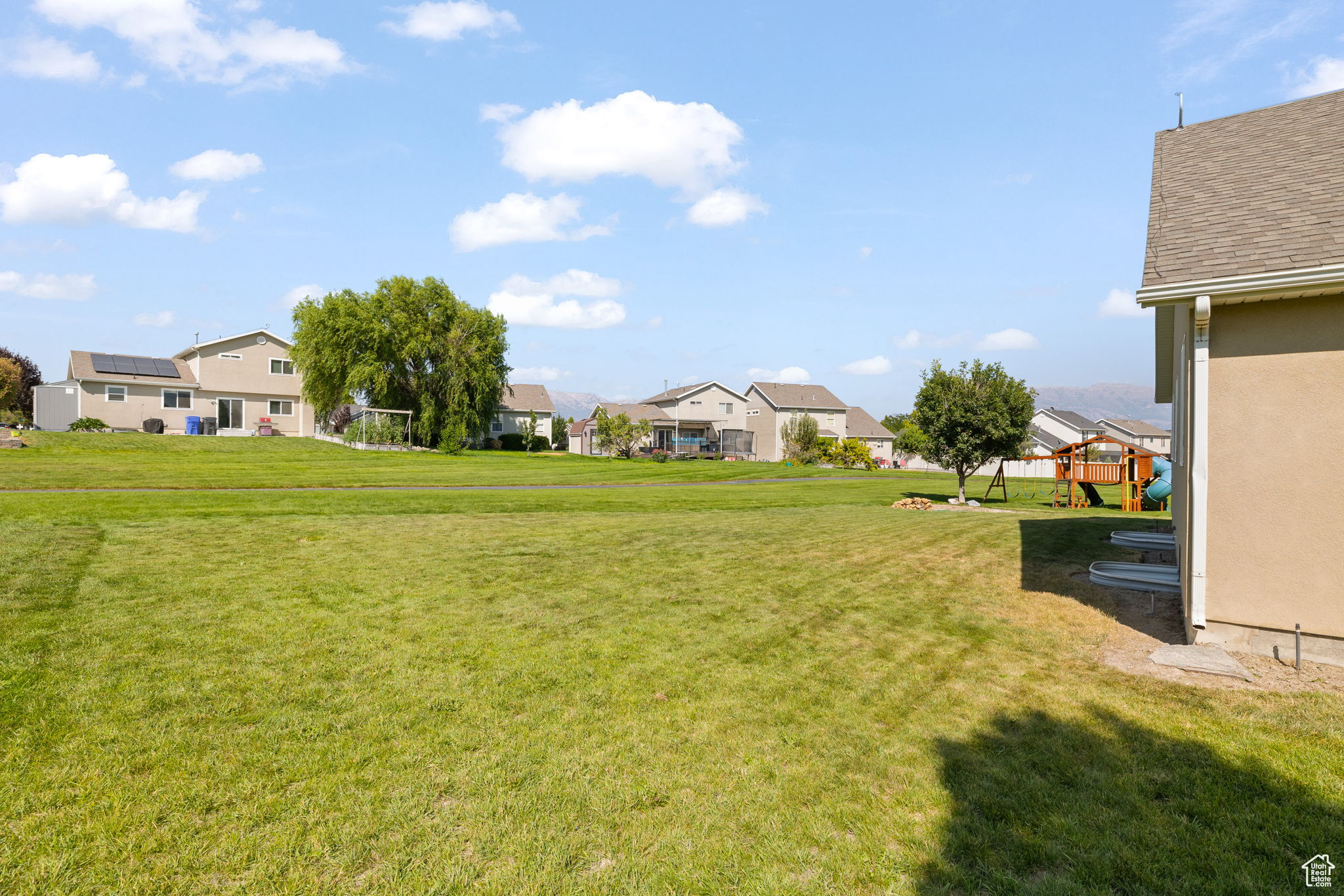 Saratoga Springs, Utah, 84045, United States, 3 Bedrooms Bedrooms, ,2 BathroomsBathrooms,Residential,For Sale,1911189