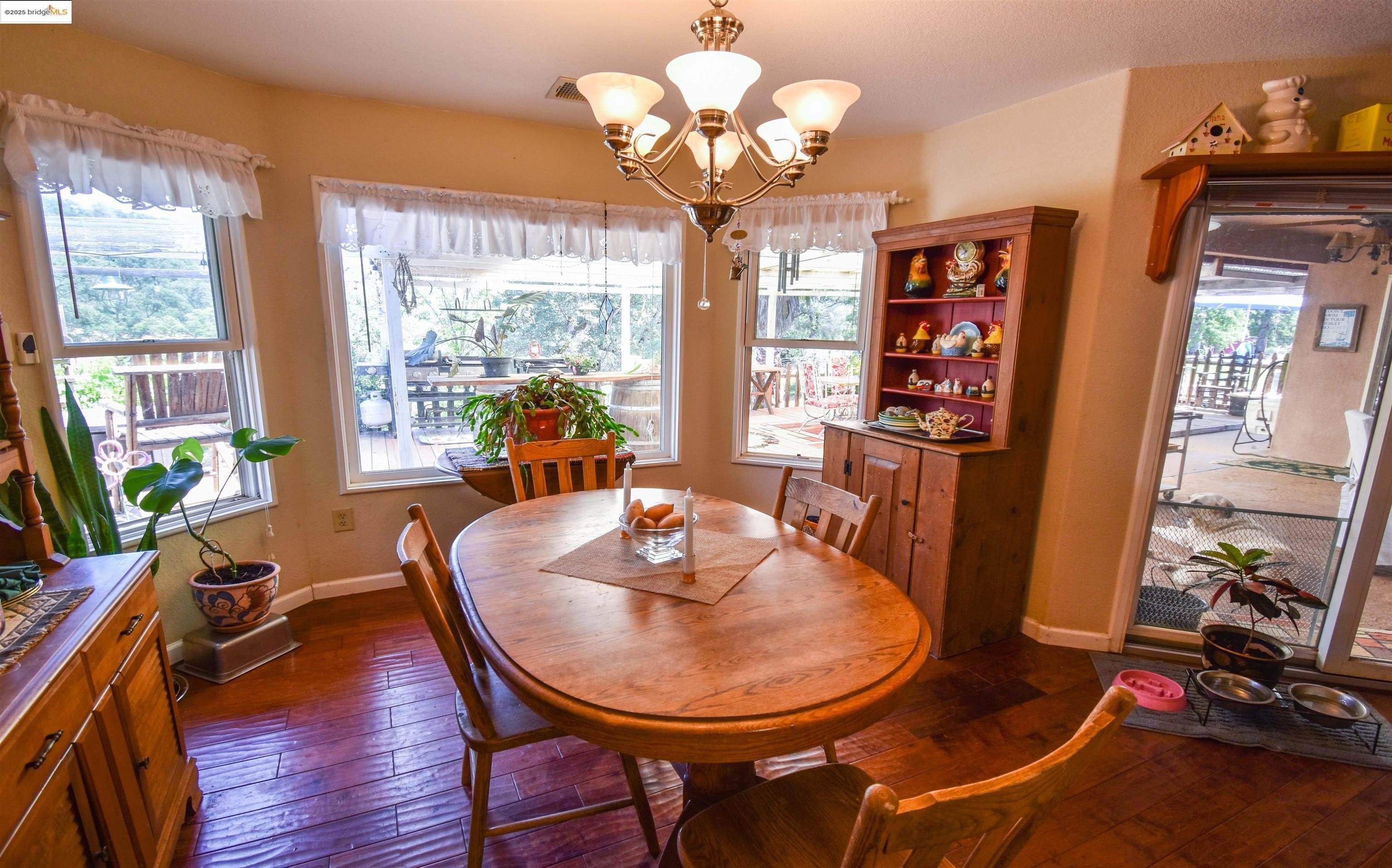 Jamestown, California, 95327, United States, 3 Bedrooms Bedrooms, ,2 BathroomsBathrooms,Residential,For Sale,1828112