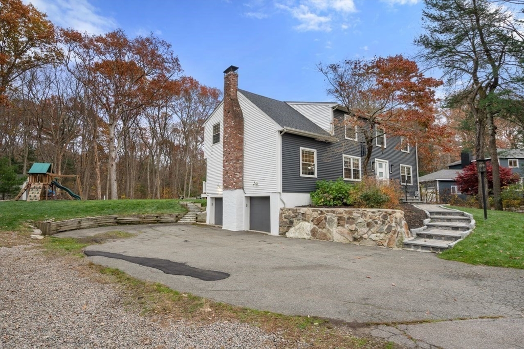 Sharon, Massachusetts, 02067, United States, 4 Bedrooms Bedrooms, ,3 BathroomsBathrooms,Residential,For Sale,1988379