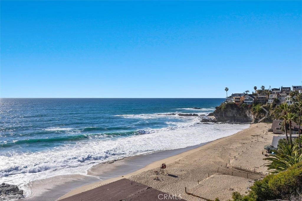 Laguna Beach, California, 92651, United States, 6 Bedrooms Bedrooms, ,7 BathroomsBathrooms,Residential,For Sale,1723948