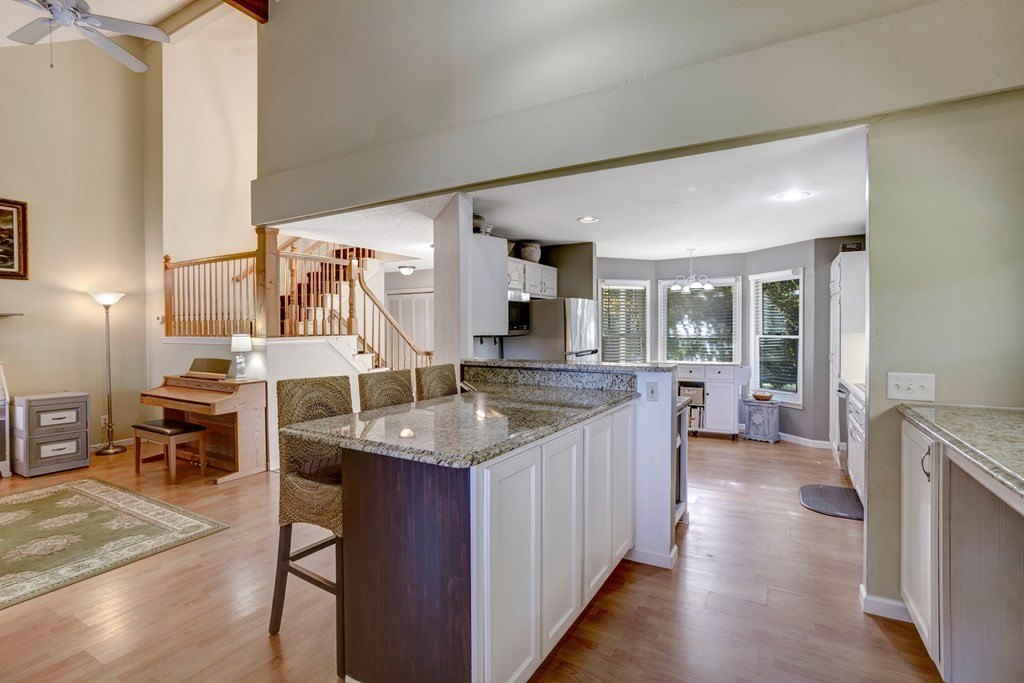 Hayesville, North Carolina, 28904, United States, 5 Bedrooms Bedrooms, ,4 BathroomsBathrooms,Residential,For Sale,1936874