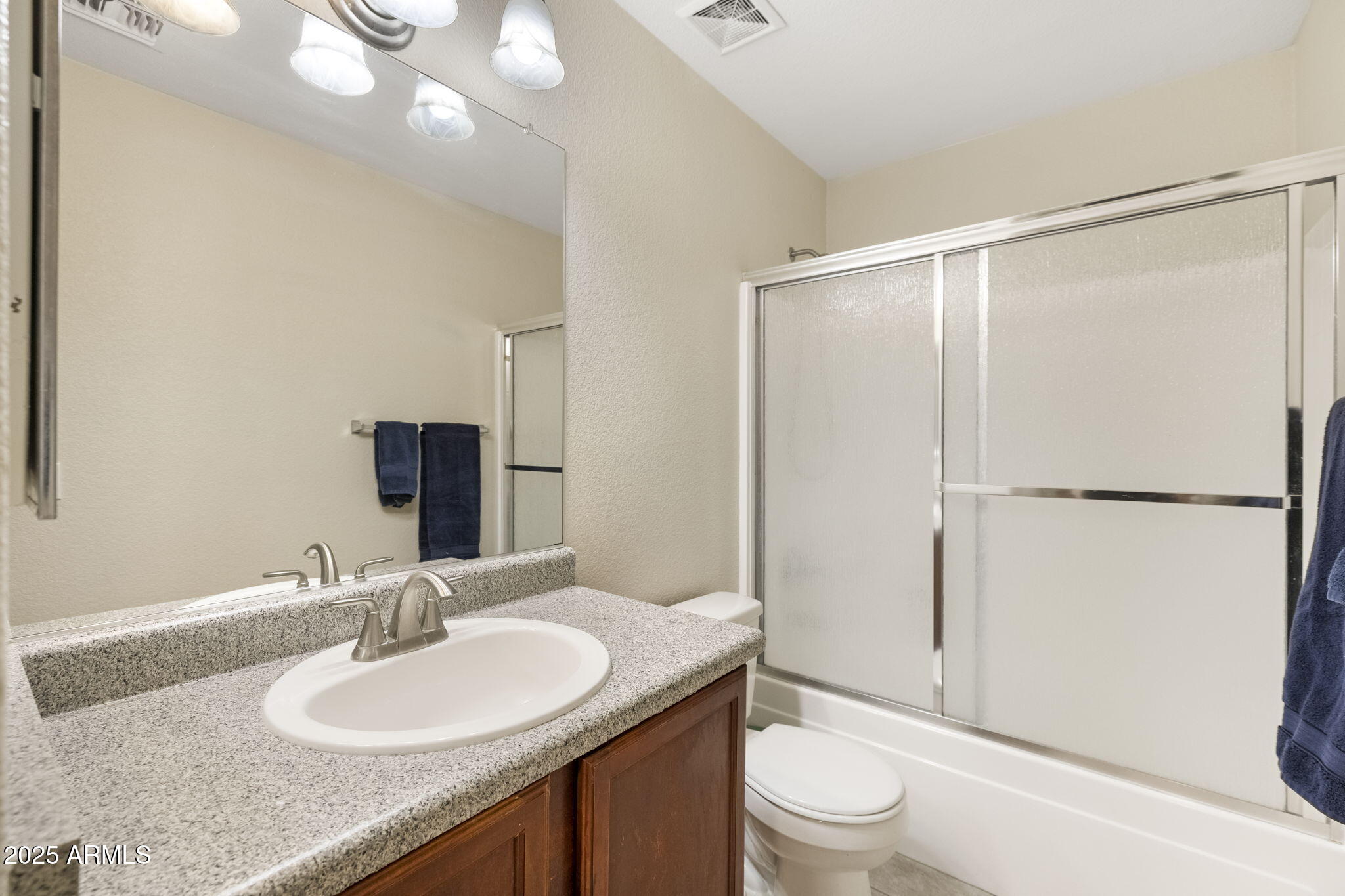 Phoenix, Arizona, 85042, United States, 5 Bedrooms Bedrooms, ,Residential,For Sale,1957752