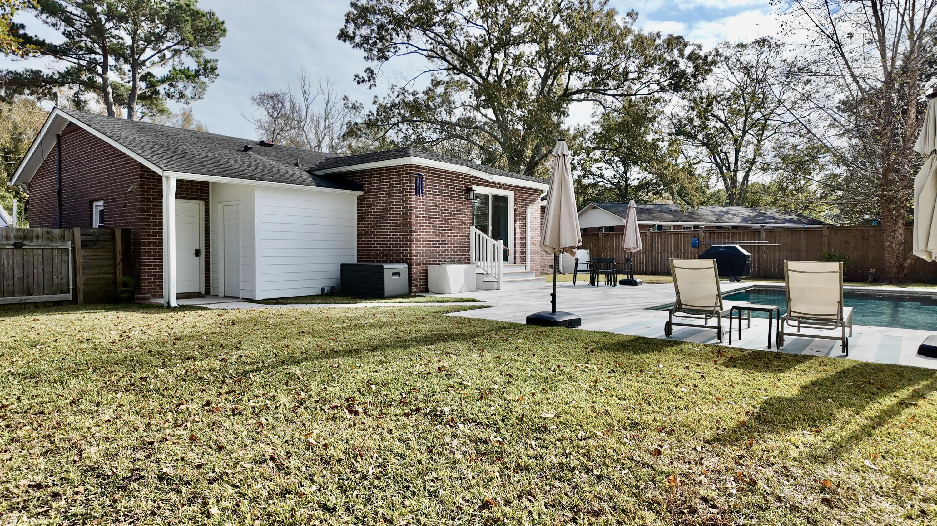 Charleston, South Carolina, 29412, United States, 3 Bedrooms Bedrooms, ,2 BathroomsBathrooms,Residential,For Sale,2001762