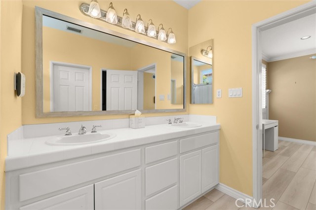 Irvine, California, 92602, United States, 4 Bedrooms Bedrooms, ,3 BathroomsBathrooms,Residential,For Sale,1823267