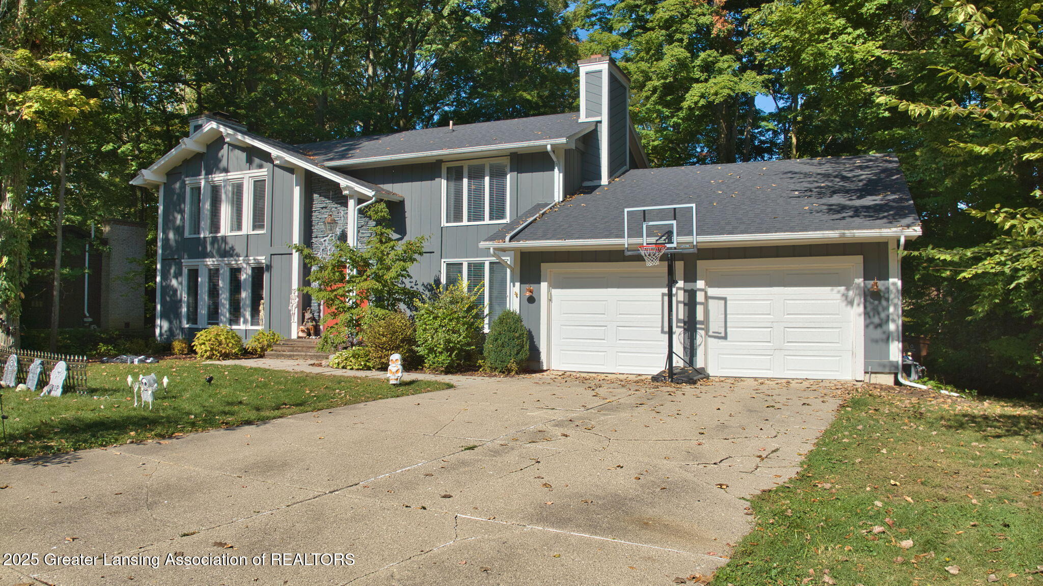 Okemos, Michigan, 48864, United States, 5 Bedrooms Bedrooms, ,4 BathroomsBathrooms,Residential,For Sale,1975829