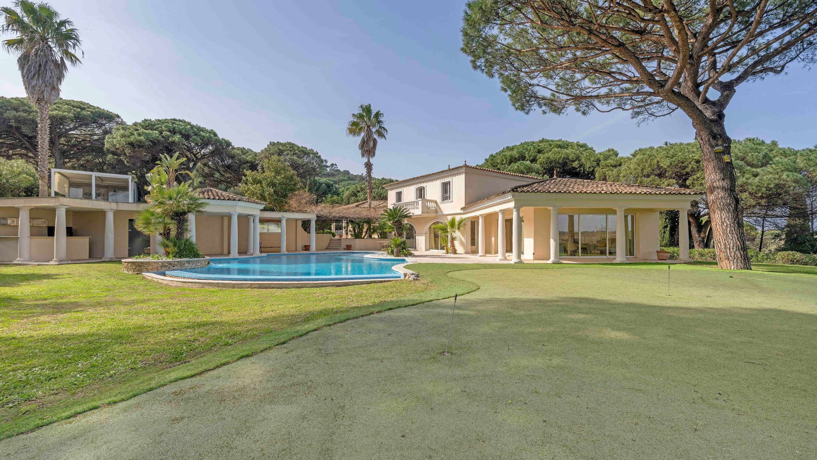  Saint-Tropez villa 300 sqm, sea view, renovation potential near Pampelonne - 物件實景