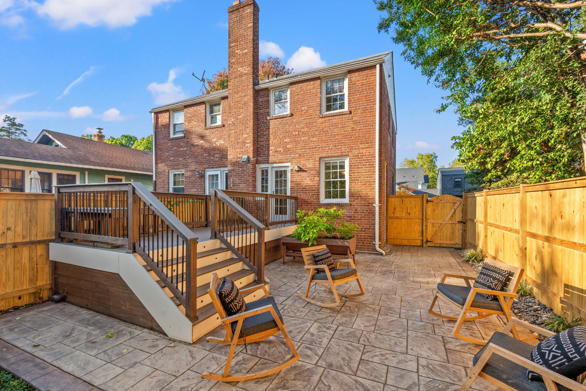  315 E Mount Ida Avenue, Alexandria, VA, 22301 - 物件實景