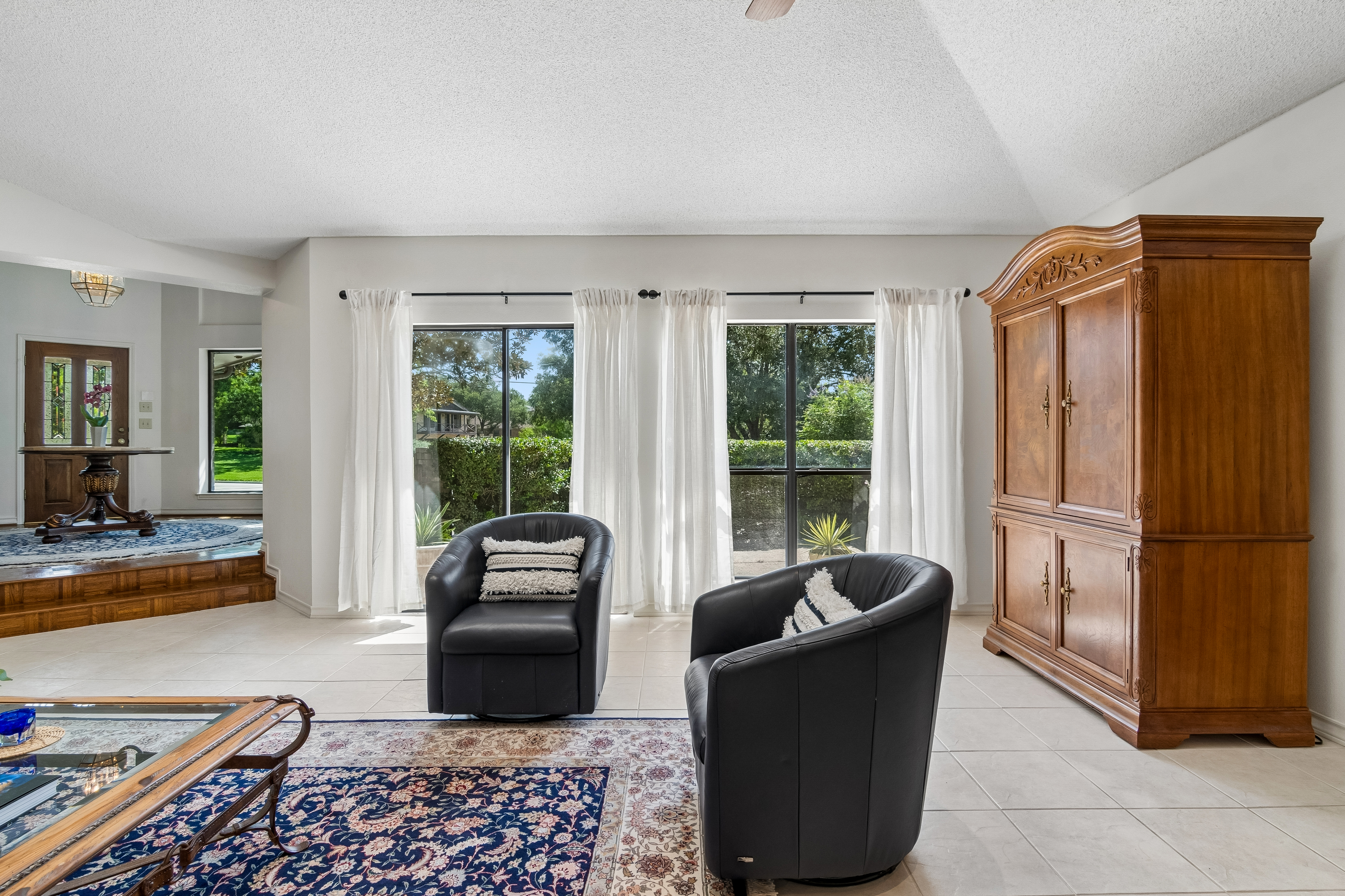  Custom Garden Home in Desirable Windcrest - 物件實景