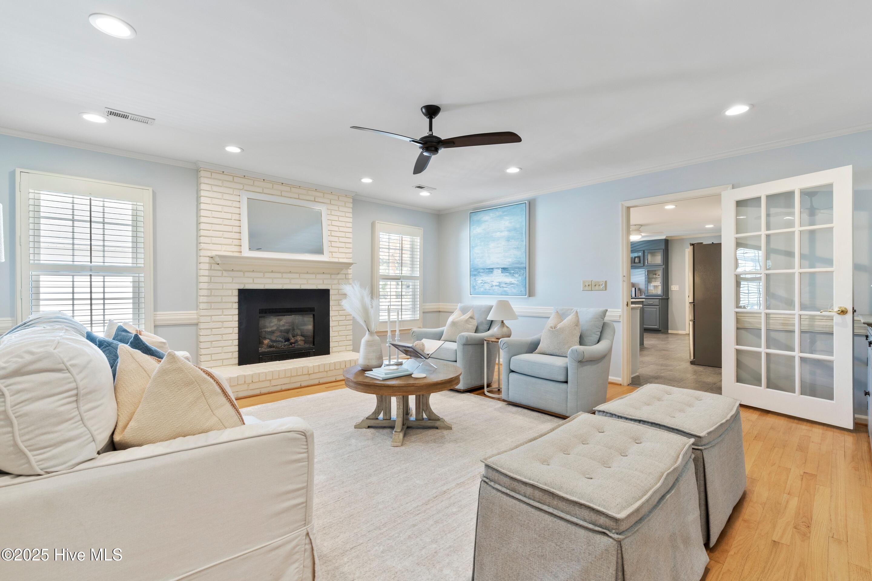 Wilmington, North Carolina, 28409, United States, 4 Bedrooms Bedrooms, ,3 BathroomsBathrooms,Residential,For Sale,1967637