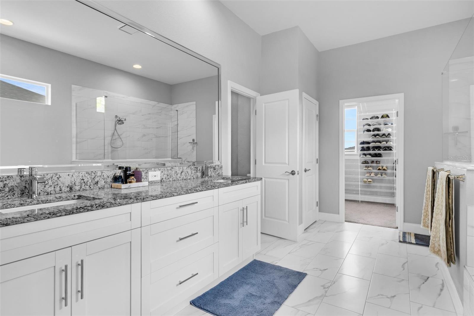 LAKELAND, Florida, 33813, United States, 5 Bedrooms Bedrooms, ,3 BathroomsBathrooms,Residential,For Sale,1937728