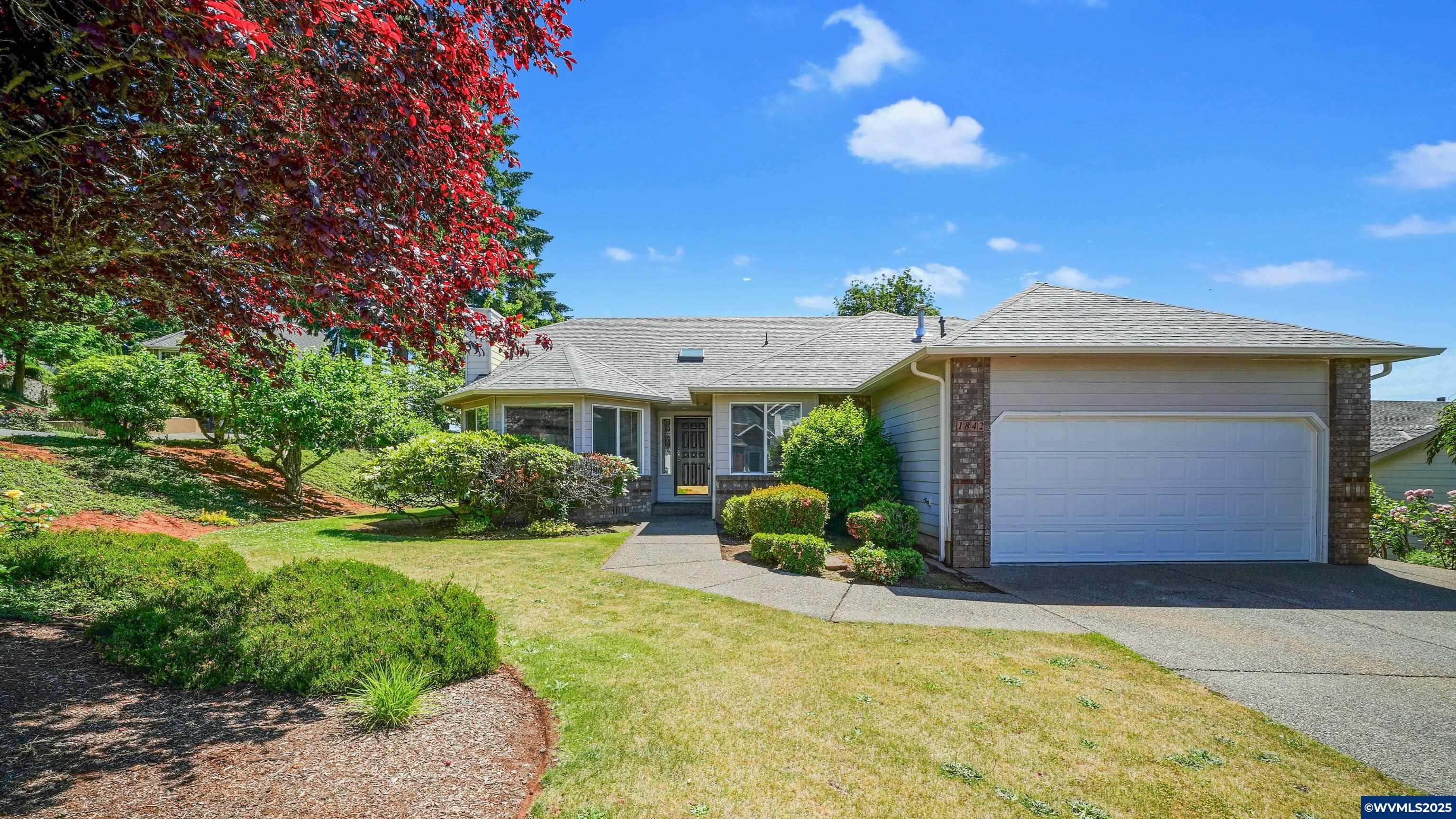 Salem, Oregon, 97304, United States, 3 Bedrooms Bedrooms, ,2 BathroomsBathrooms,Residential,For Sale,1838478