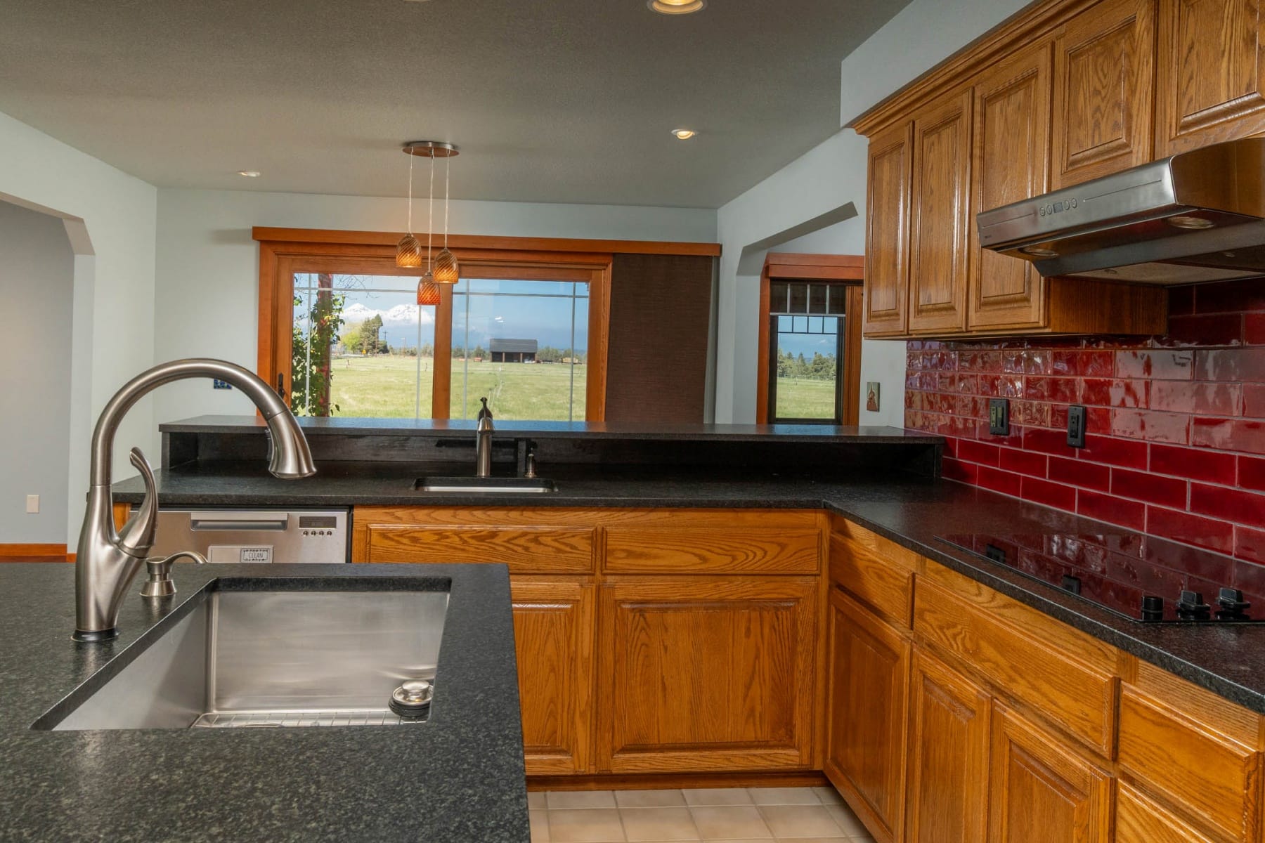  20900 SW Young Avenue Bend, OR 97703 - 物件實景