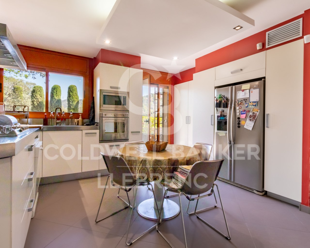 Barcelona, Barcelona, Sarri? - Sant Gervasi, Vallv, Barcelona, Catalonia, ES, 5 Bedrooms Bedrooms, ,4 BathroomsBathrooms,Residential,For Sale,Barcelona, Barcelona, Sarri? - Sant Gervasi, Vallv,1627992