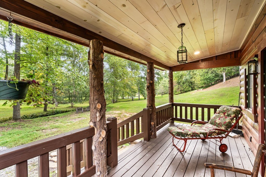 Hiawassee, Georgia, 30546, United States, 4 Bedrooms Bedrooms, ,4 BathroomsBathrooms,Residential,For Sale,1975098