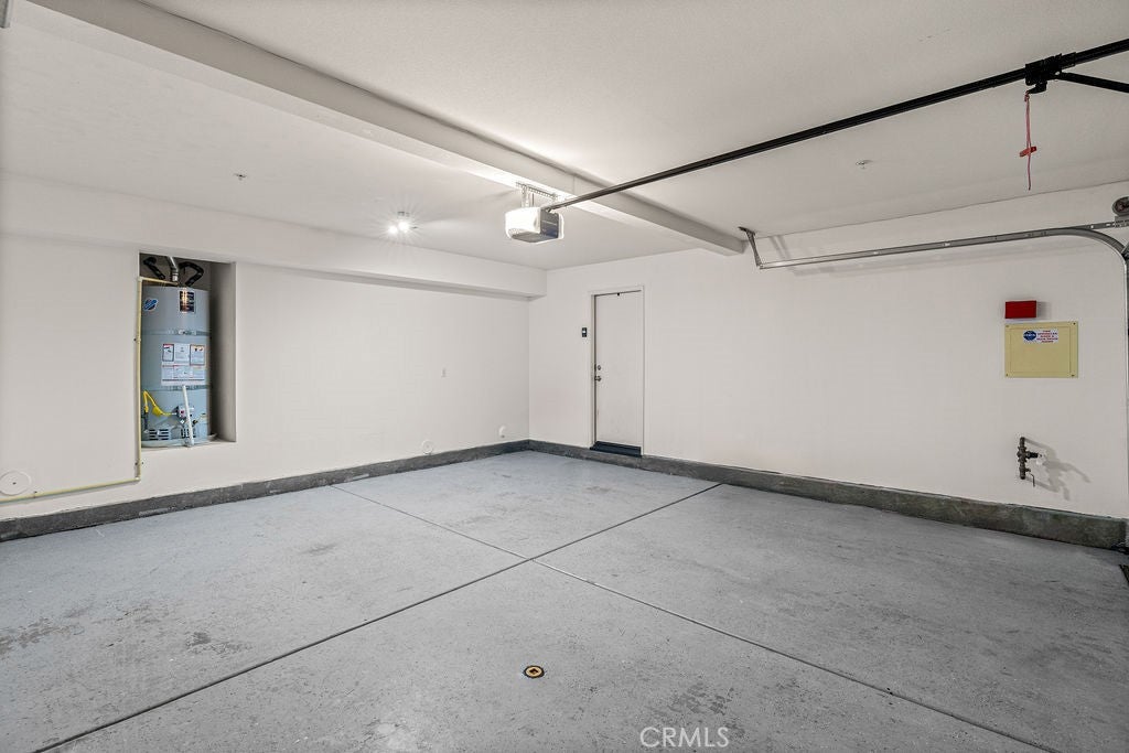 Lake Elsinore, California, 92532, United States, 3 Bedrooms Bedrooms, ,3 BathroomsBathrooms,Residential,For Sale,1979184