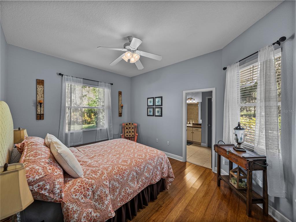 Lakeland, Florida, 33813, United States, 4 Bedrooms Bedrooms, ,3 BathroomsBathrooms,Residential,For Sale,1805132
