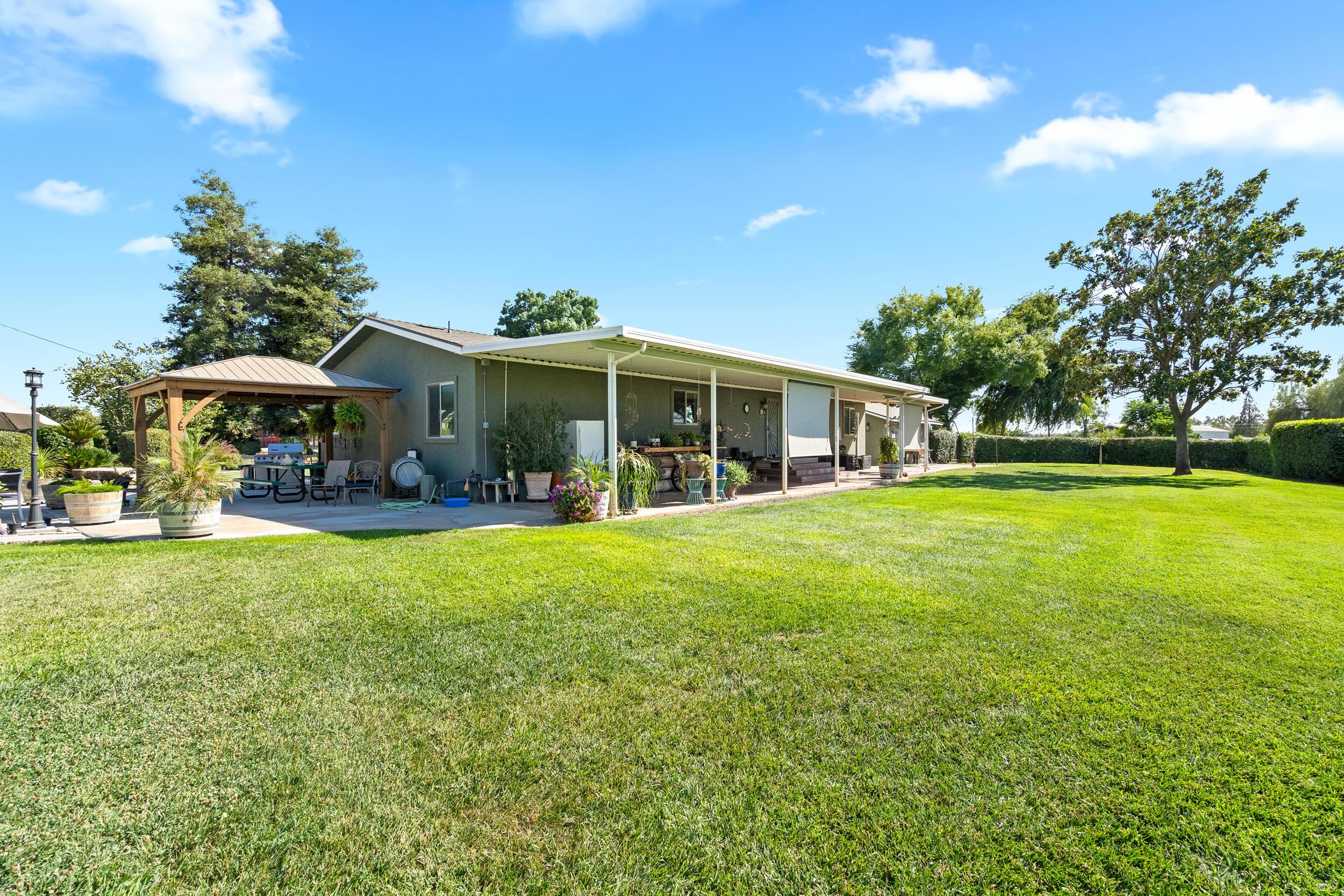 Terra Bella, California, 93270, United States, 3 Bedrooms Bedrooms, ,2 BathroomsBathrooms,Residential,For Sale,1981595