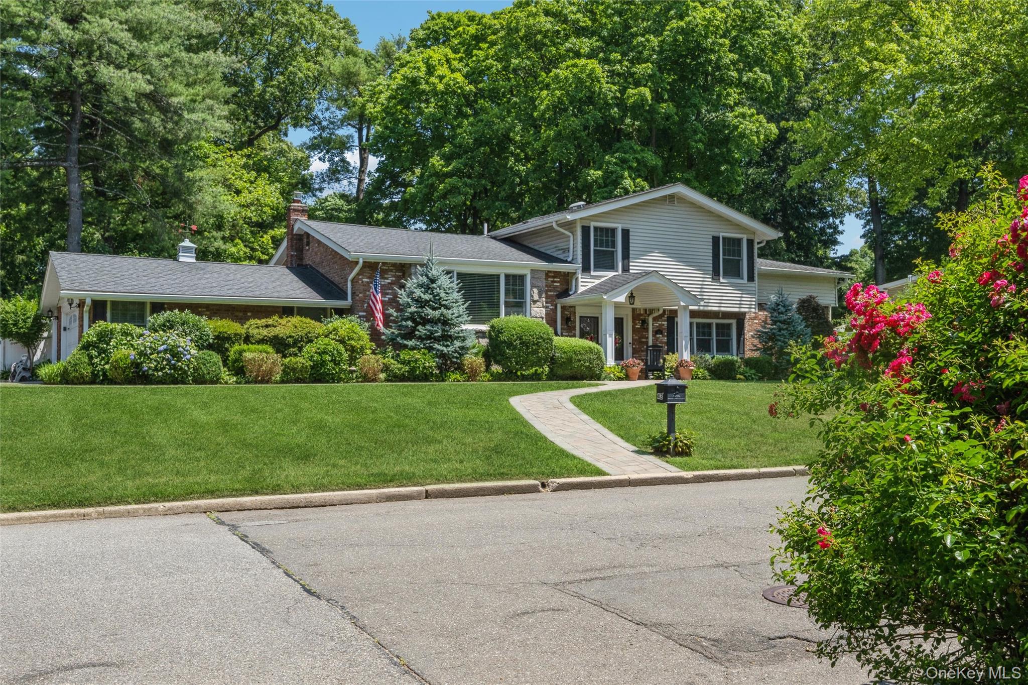 Viola Dr, Glen Cove, NY 11542 #1