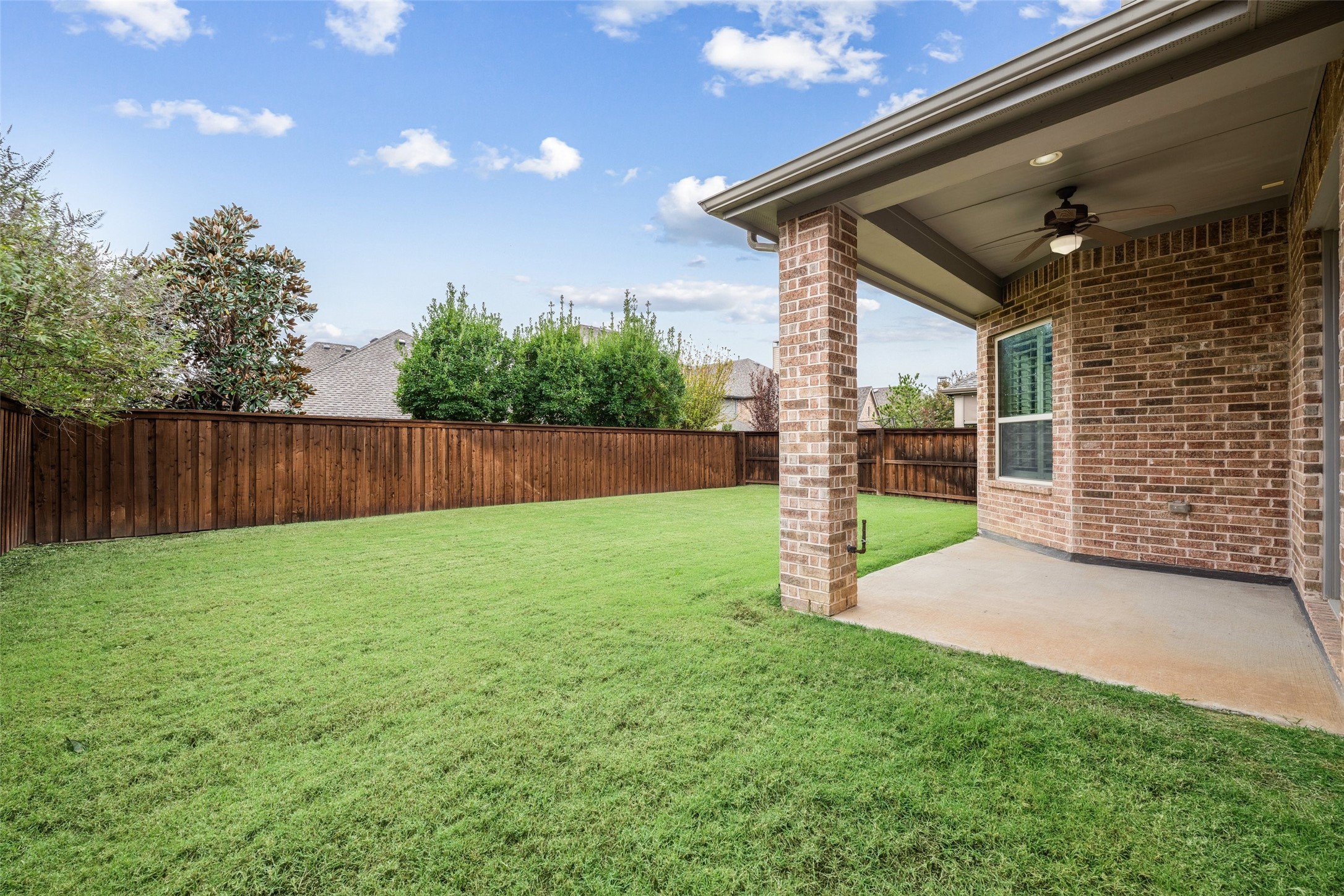 The Colony, Texas, 75056, United States, 3 Bedrooms Bedrooms, ,4 BathroomsBathrooms,Residential,For Sale,2003009