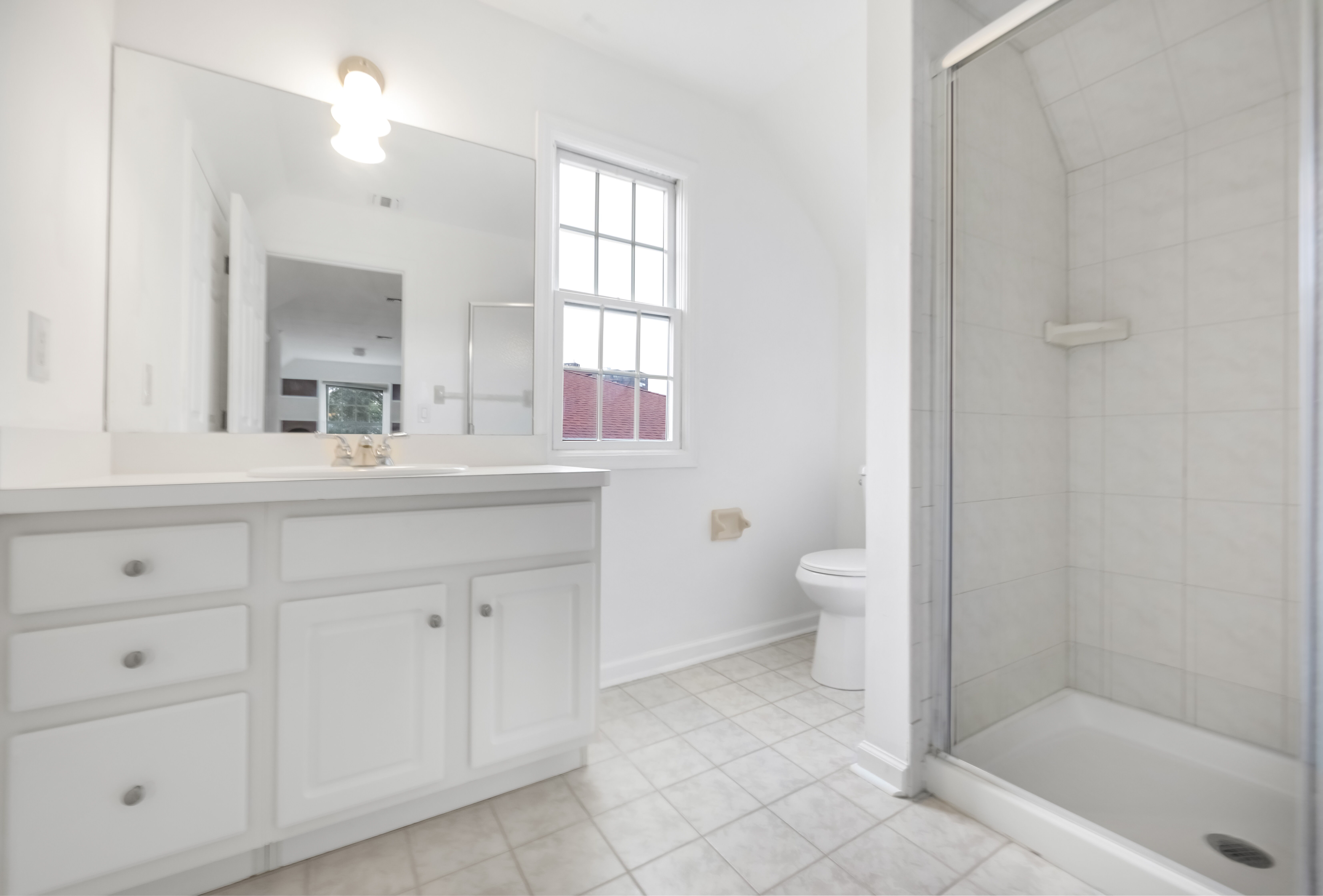 Fort Lee, New Jersey, 07024, United States, 5 Bedrooms Bedrooms, ,4 BathroomsBathrooms,Residential,For Sale,1981309