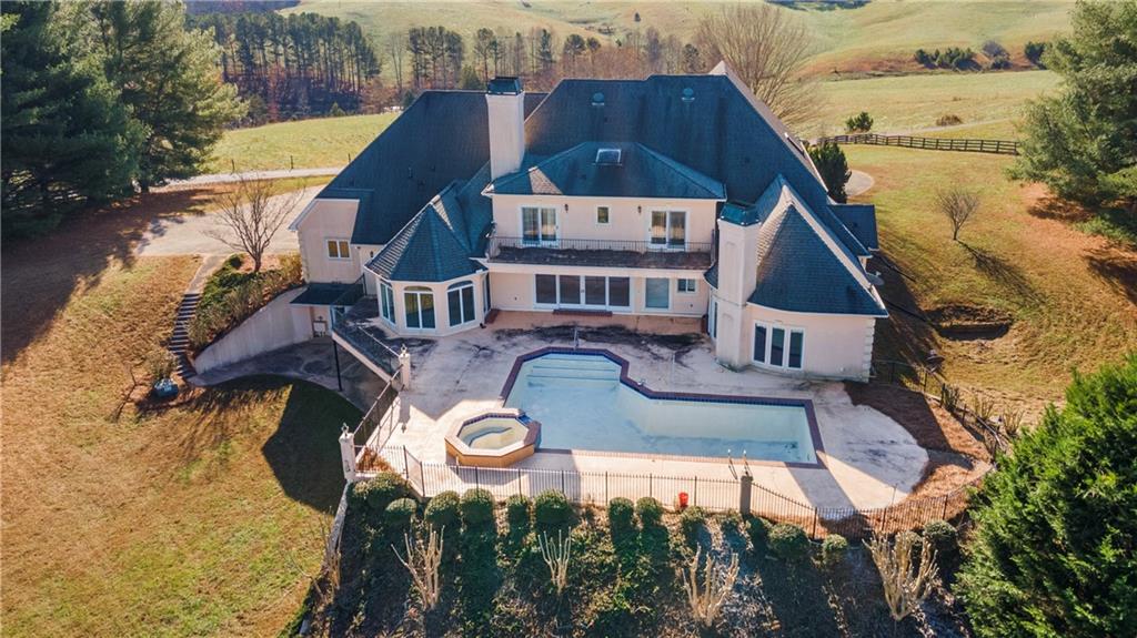 Gainesville, Georgia, 30506, United States, 5 Bedrooms Bedrooms, ,5 BathroomsBathrooms,Residential,For Sale,1996488