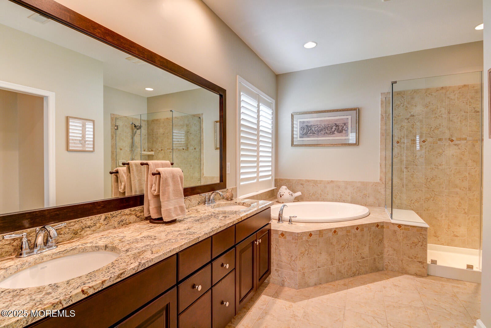 Farmingdale, New Jersey, 07727, United States, 3 Bedrooms Bedrooms, ,3 BathroomsBathrooms,Residential,For Sale,1942721
