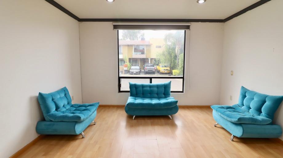 Morelia, Michoacán de Ocampo, 58090, Mexico, 6 Bedrooms Bedrooms, ,5 BathroomsBathrooms,Residential,For Sale,1917745