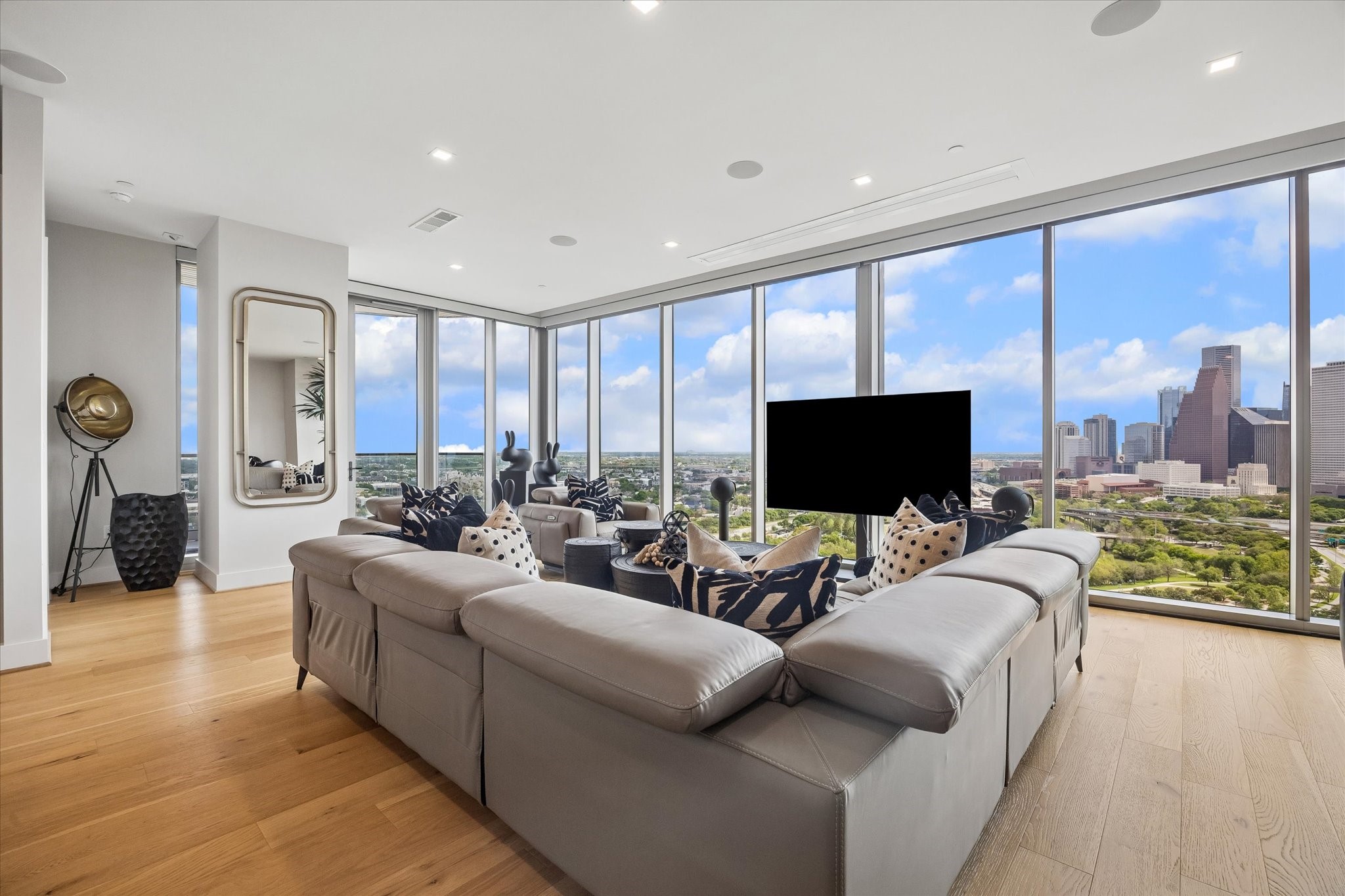  1711 Allen Parkway #2106 - 物件實景