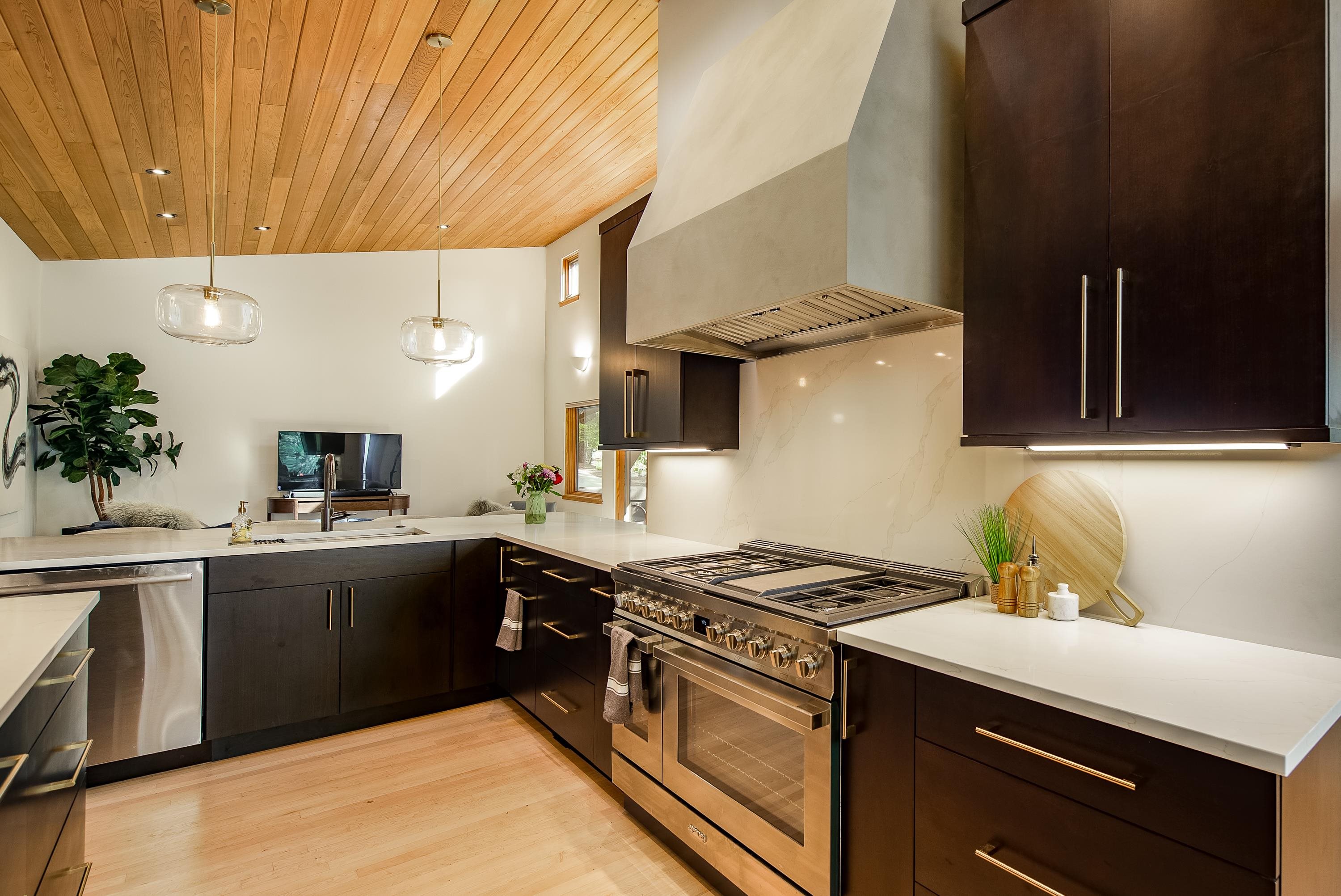 Spokane, Washington, 99223, United States, 4 Bedrooms Bedrooms, ,4 BathroomsBathrooms,Residential,For Sale,2002514