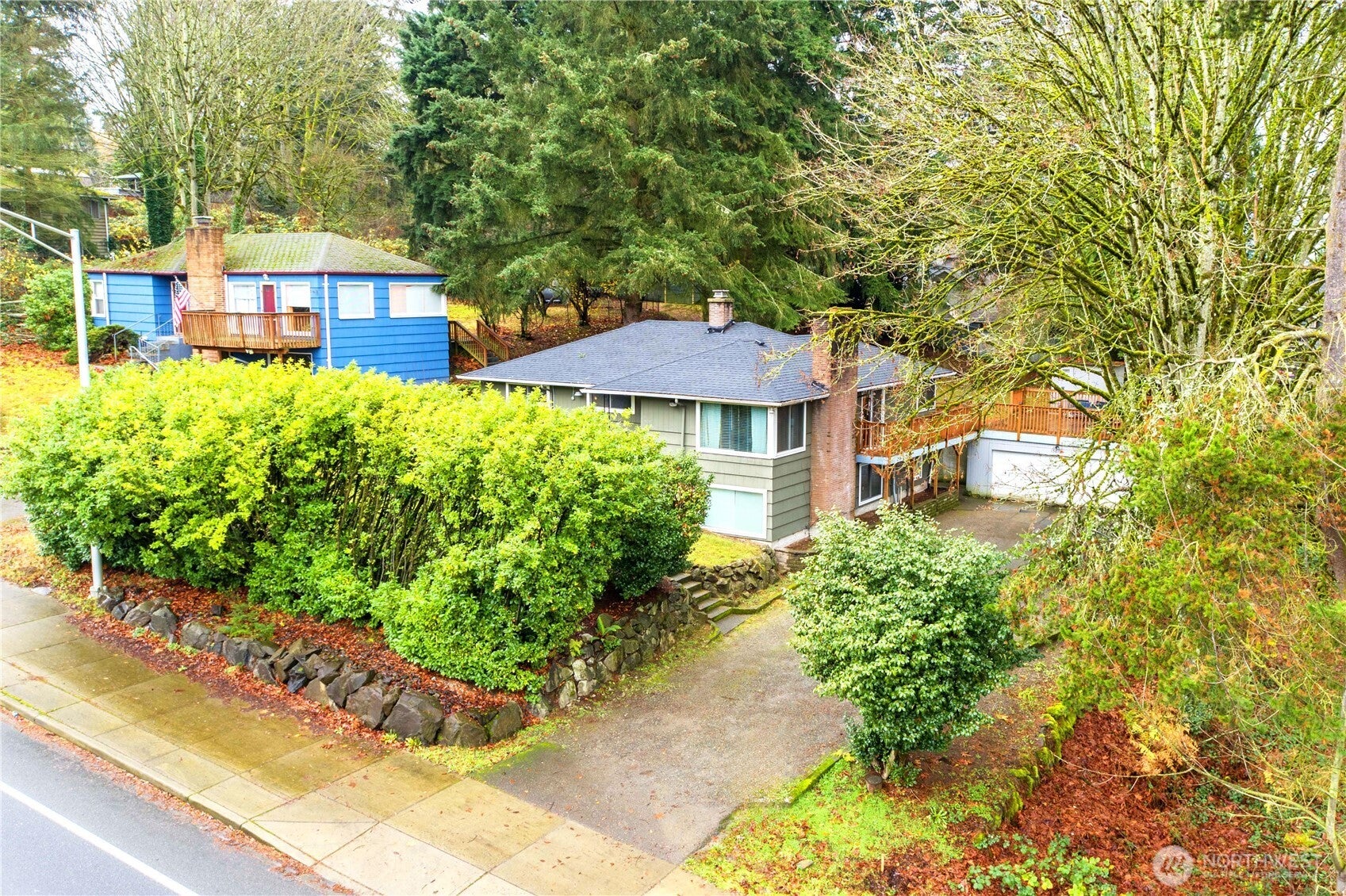 Tukwila, Washington, 98188, United States, 5 Bedrooms Bedrooms, ,2 BathroomsBathrooms,Residential,For Sale,1935805