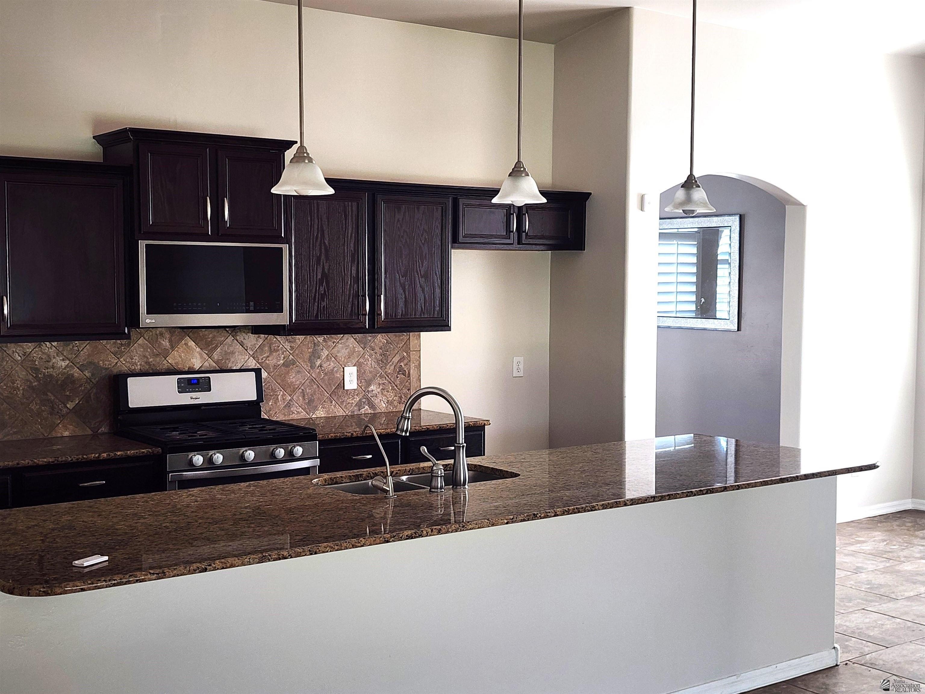 Yuma, Arizona, 85365, United States, 4 Bedrooms Bedrooms, ,1 BathroomBathrooms,Residential,For Sale,1976957